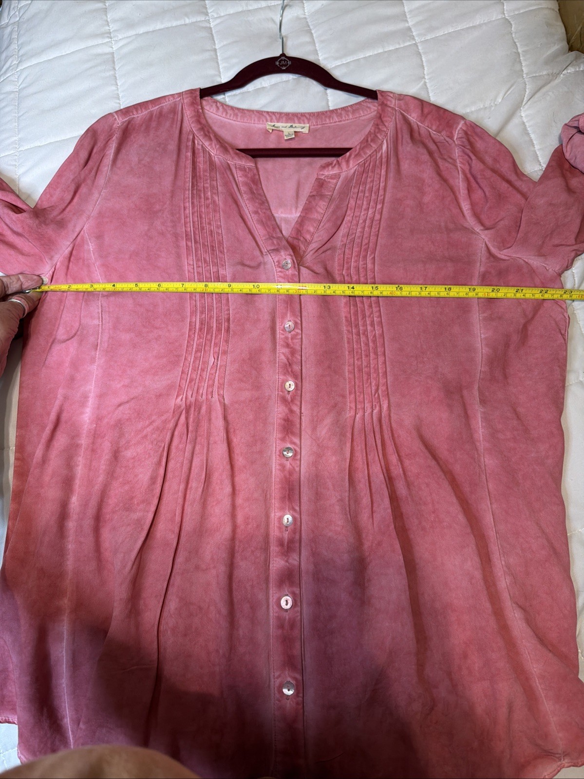 Jane + Delancey Button Shirt Women’s Large Light Wash Dark Pink Roll tab Sleeves