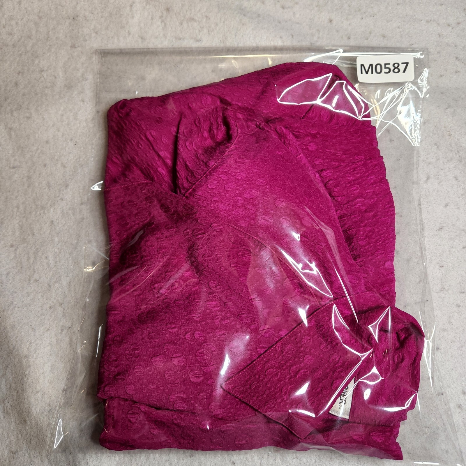 Casual Corner Womens Silk Blouse Sz S Fuchsia Button-Up Shoulder Pads NWOT