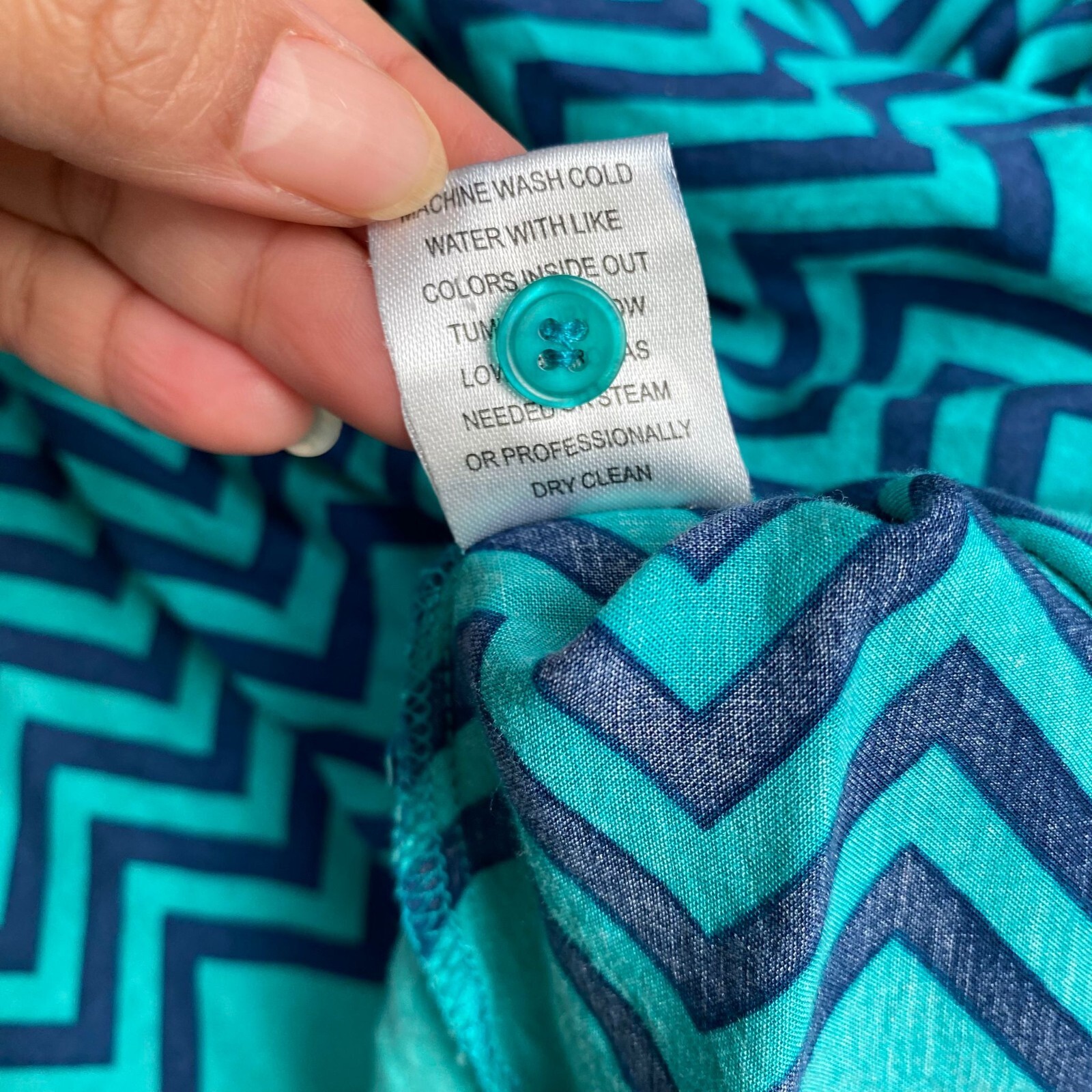 Grand & Greene Women’s size M Green Blouse long sleeve top Flowy Striped