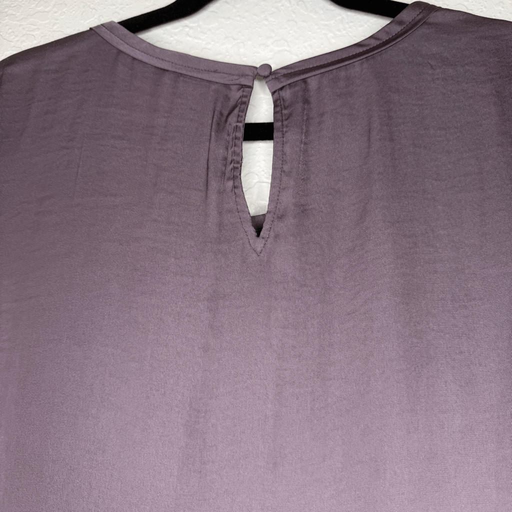 NEW Naked Zebra Tops Bundle of Green & Mauve Satin Cropped Tops Sz L Minimalist