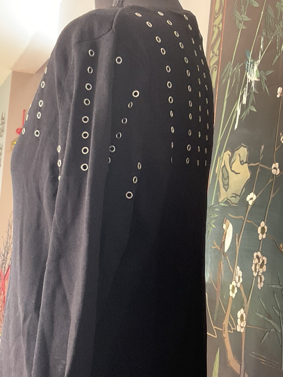 Rock Star Grommeted Rayon & Nylon 3/4 Sleeve Stretchy Sweater/Top Sz L
