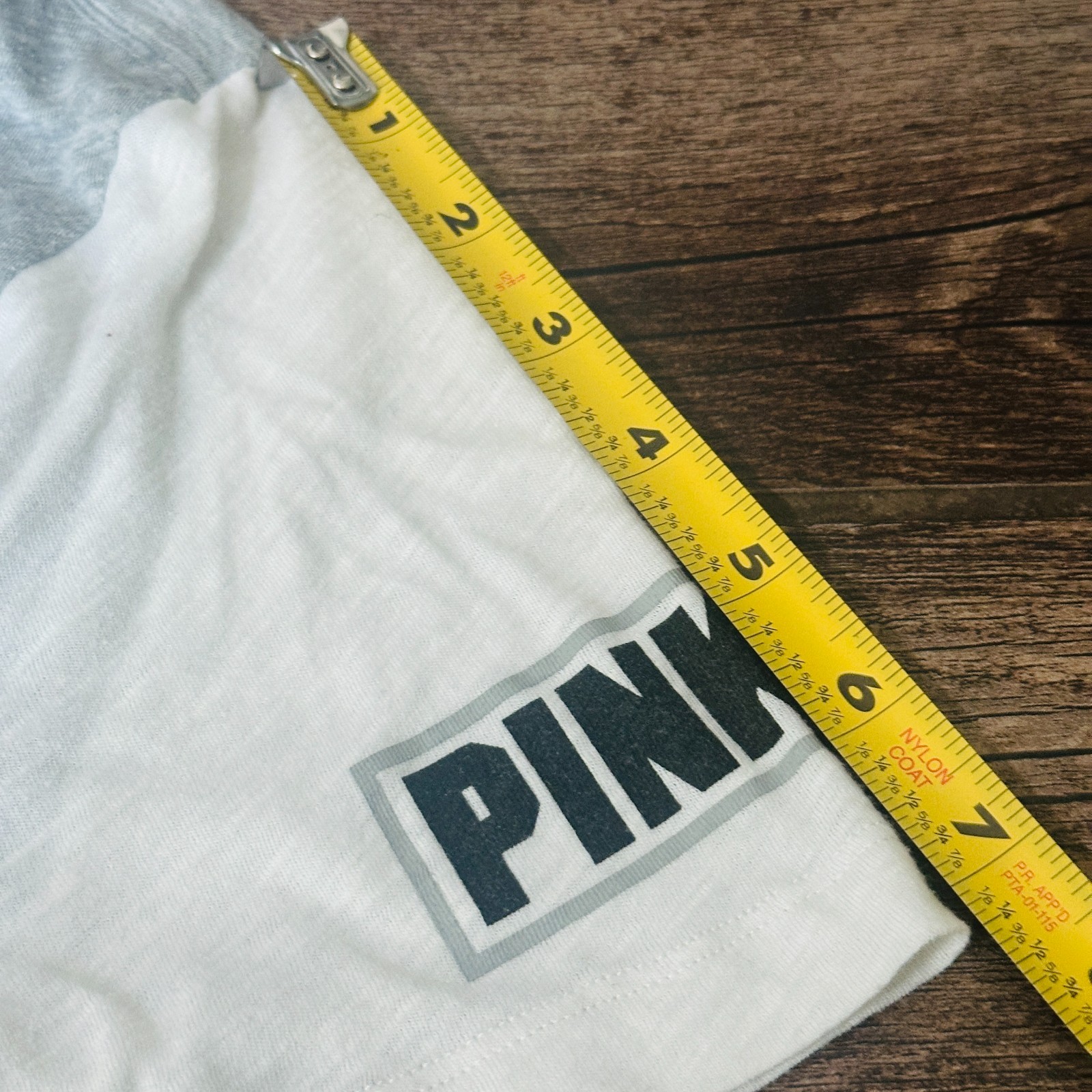Love Pink Logo Gray T-Shirt Size Women’s Medium Short Sleeve Victoria’s Secret