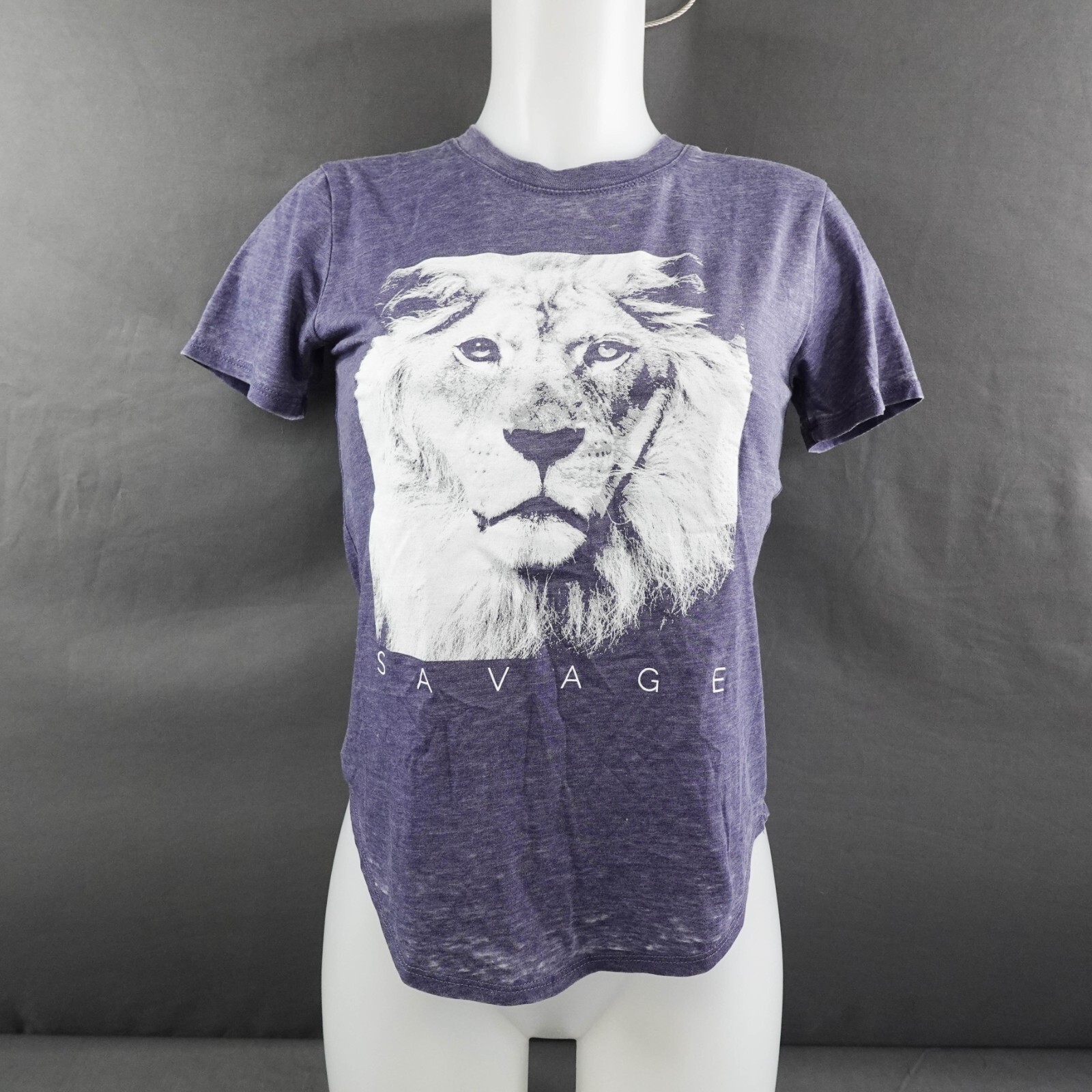 Womens T Shirt XS Blue Lion Savage Grunge Indie Edgy Athleisure Retro Y2K NEW