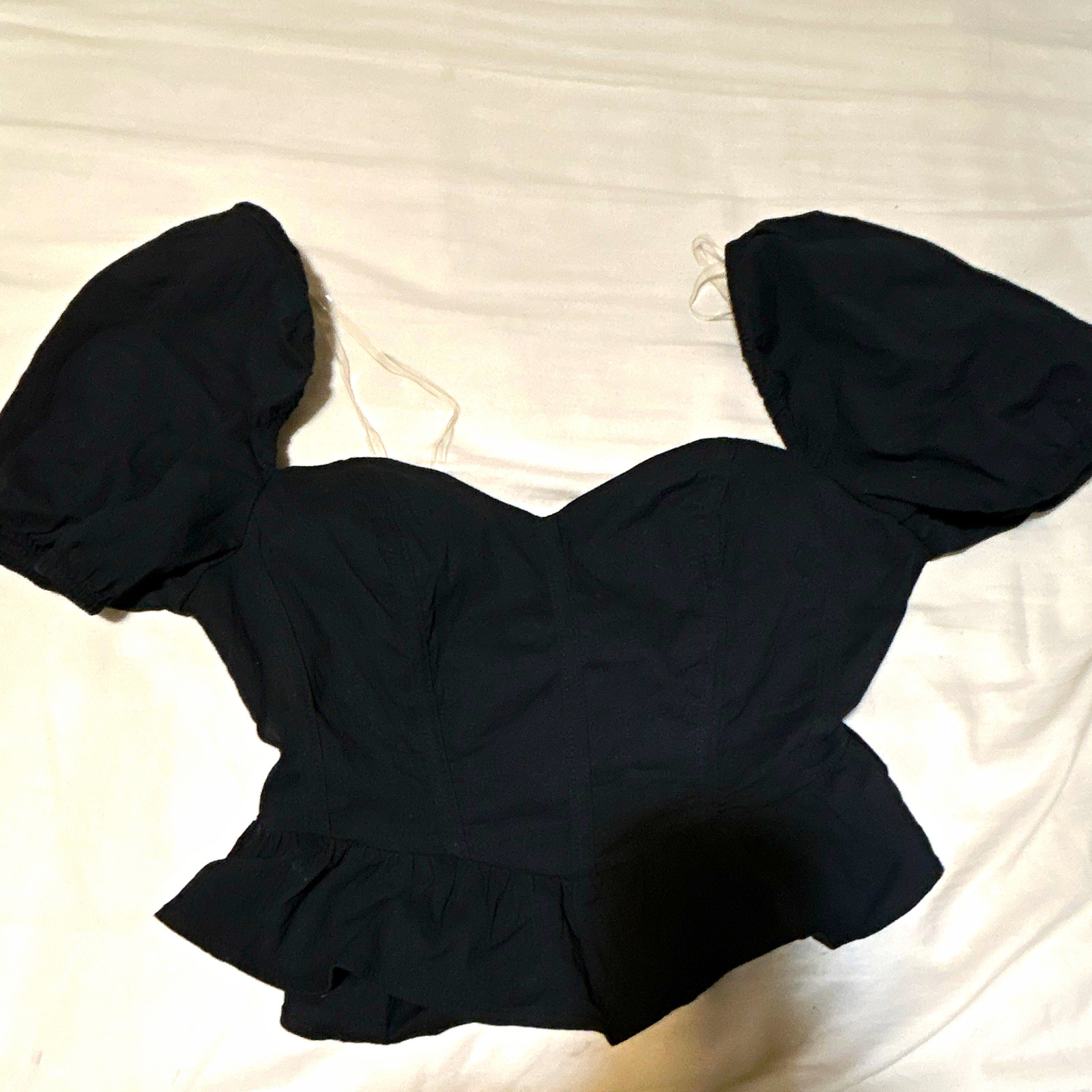 Privy Black Solid Cropped Puff Sleeve Ruffle Pullover Blouse Top S