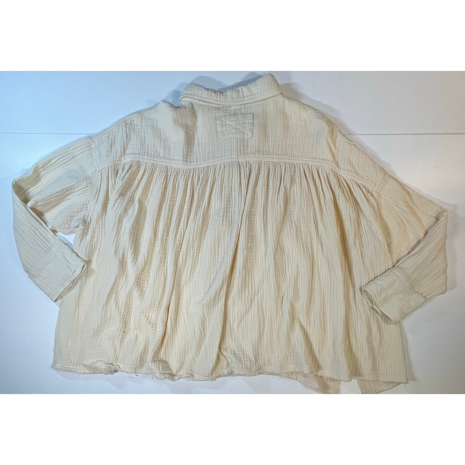 Sage + Fig Gauze Button Down Shirt Womens M Peach Cream Boxy Flowy Top coastal