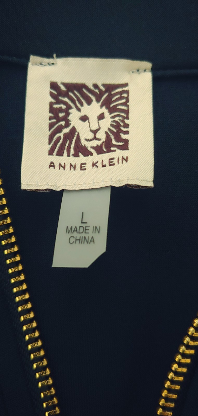 ANNE KLEIN Navy Career Blouse Gold Zipper Logo, Tab Sleeves Pocket Accents Sz L