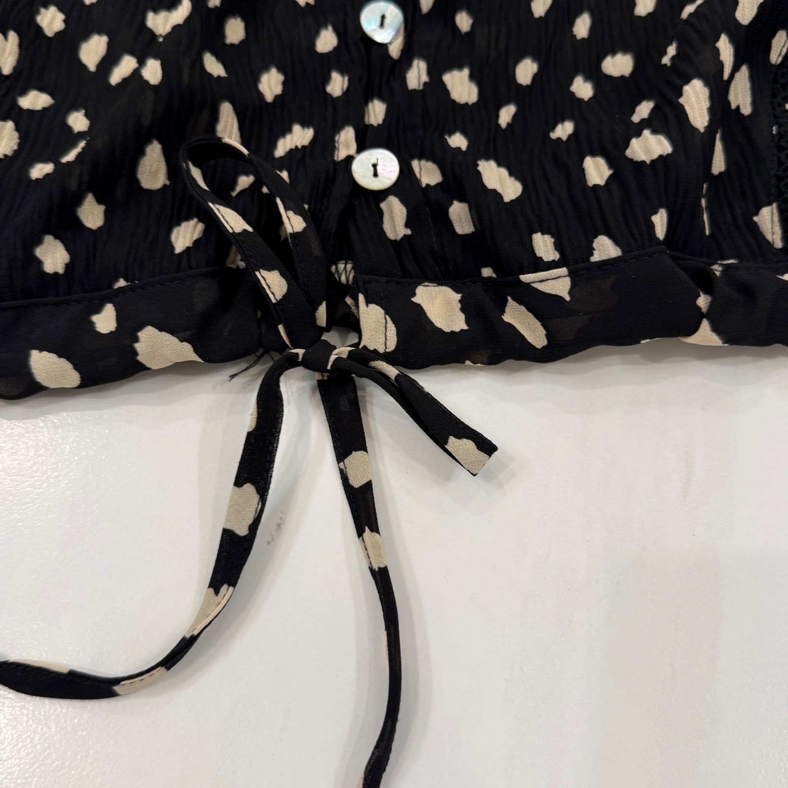 By Together Peasant Blouse Womens S Black/Cream EUC Trendy Boho Cropped L4554