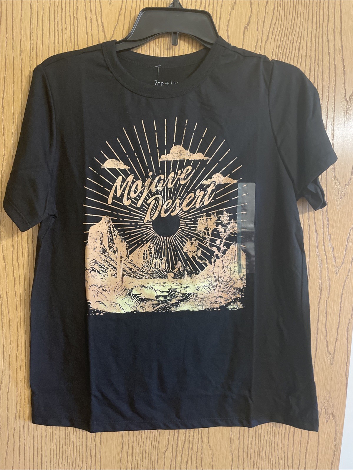 Zoe + Liv Tshirt Mojave Desert Black Size Medium Destination Tee
