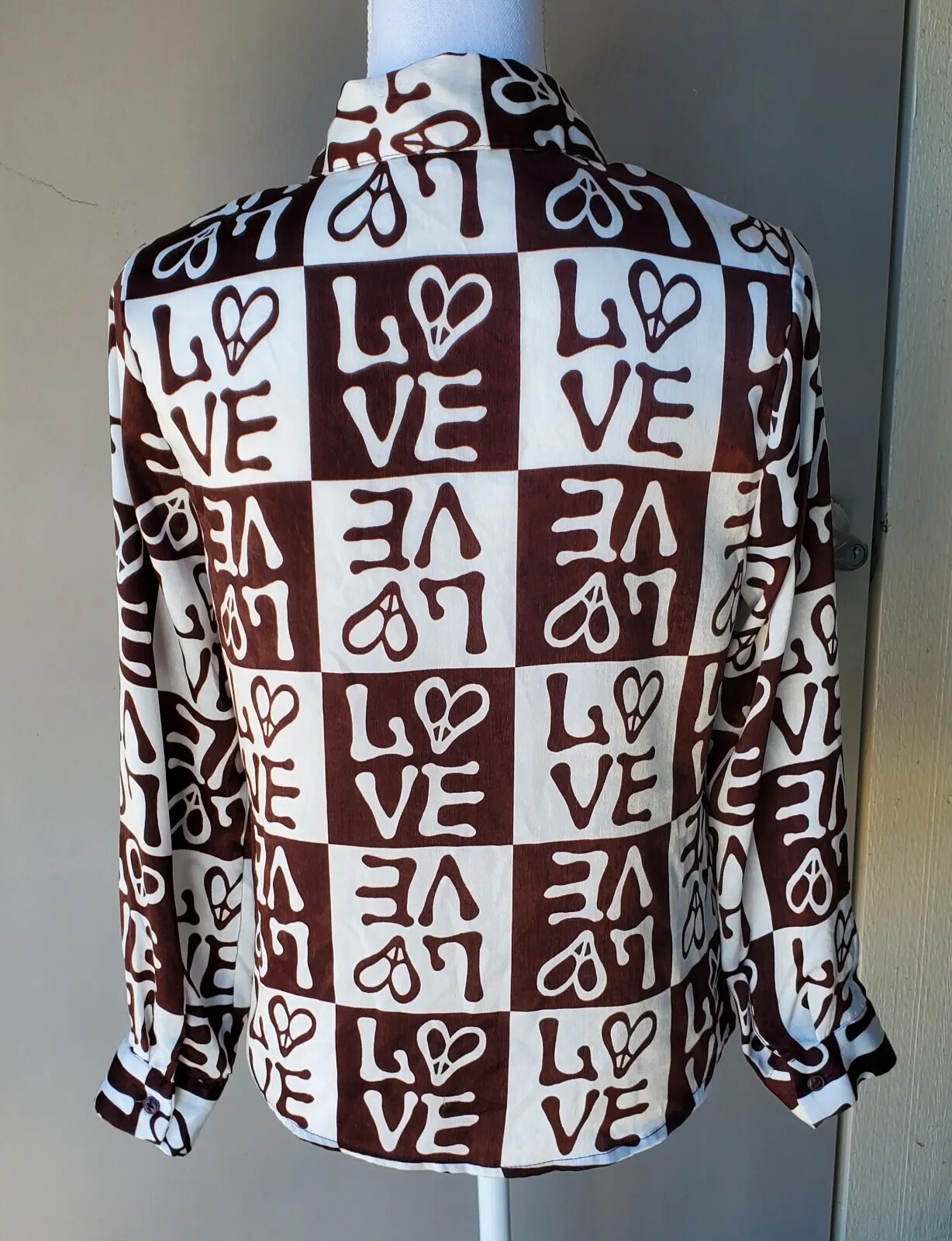 Rabbit Rose Button Up Blouse Womens Small White Brown Checkered LOVE