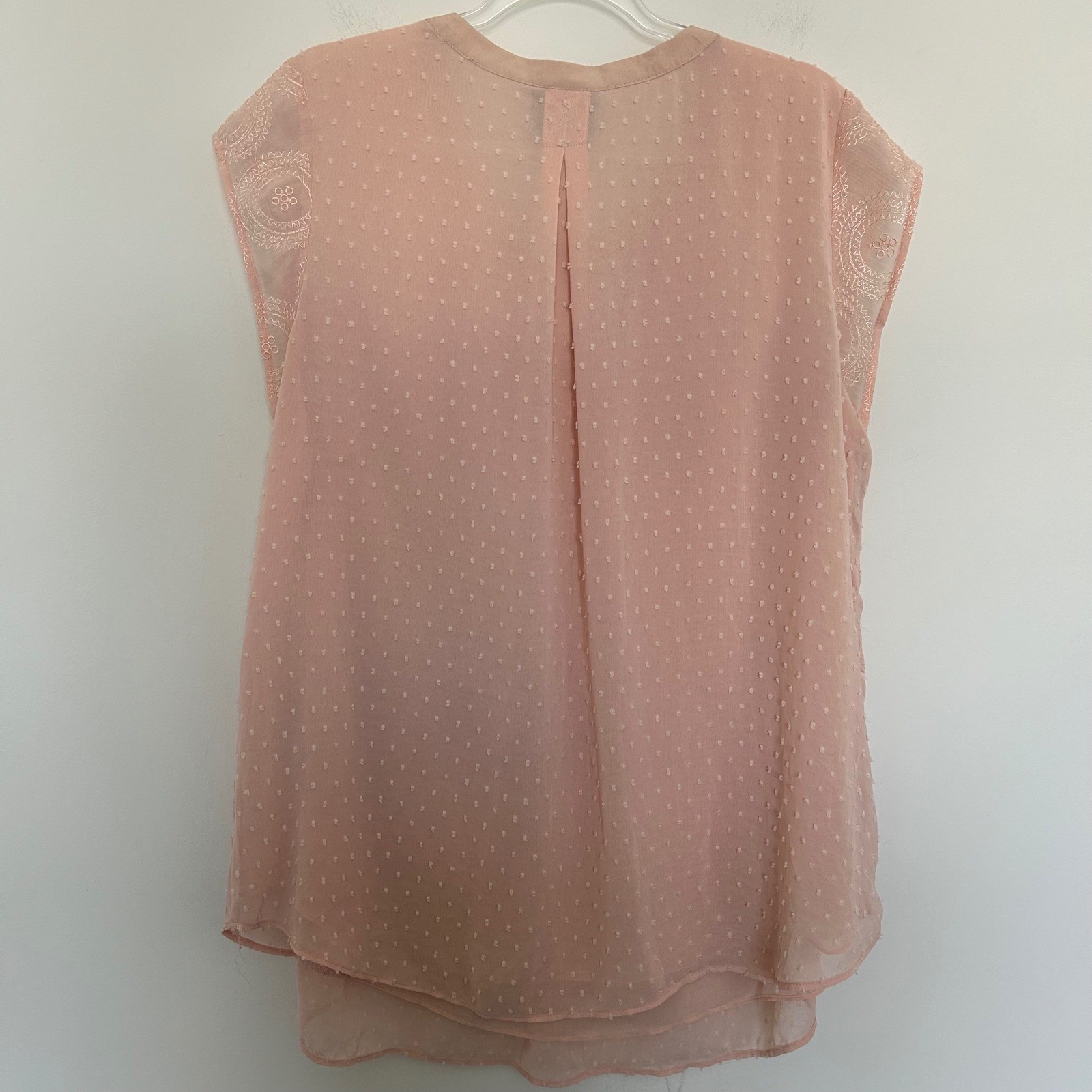 Maeve Blouse Peach Pink 1X Swiss Dot Pintuck Cap Sleeve Anthropologie