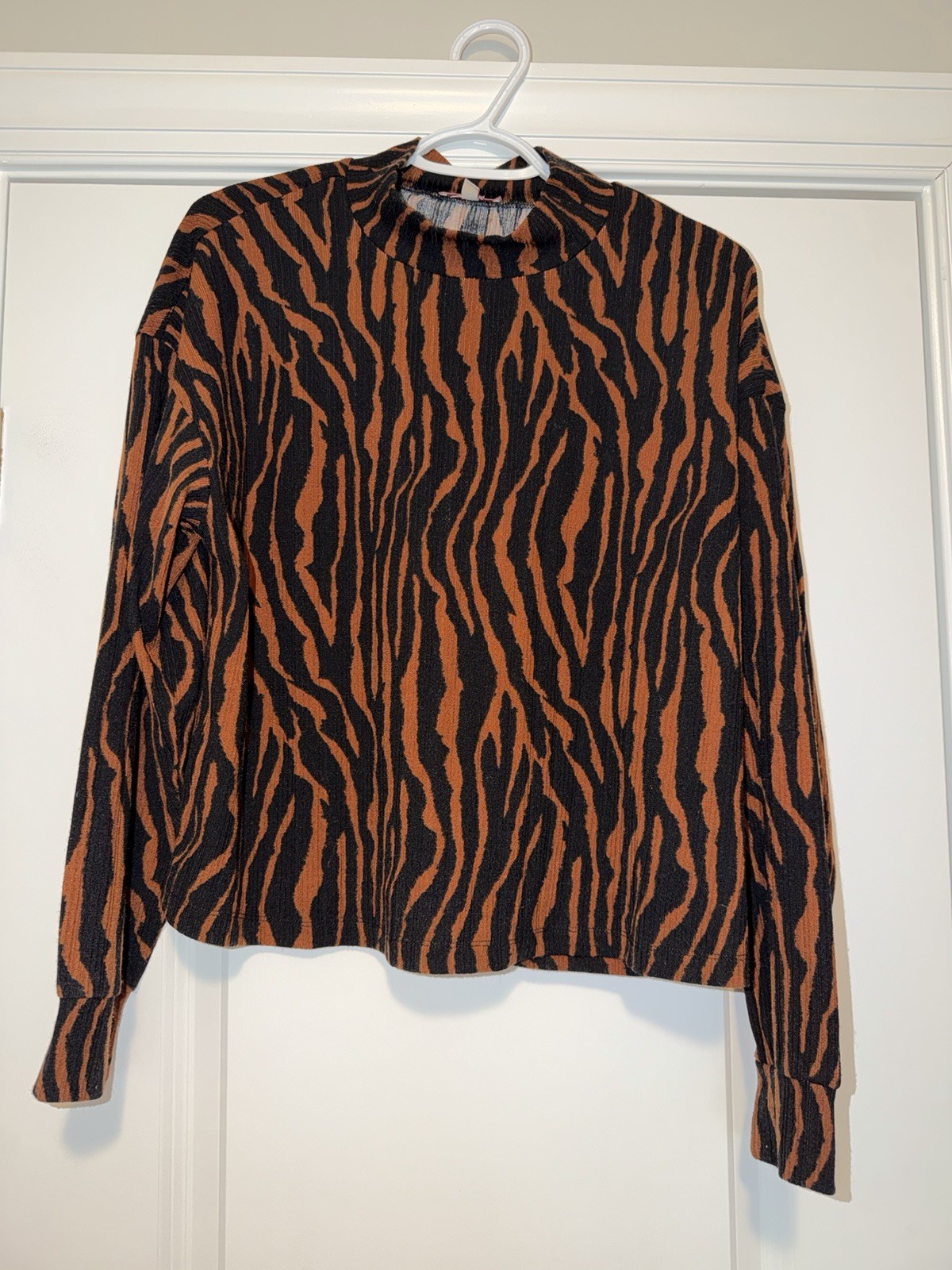 RABBIT ROSE Animal Print Blouse Size M