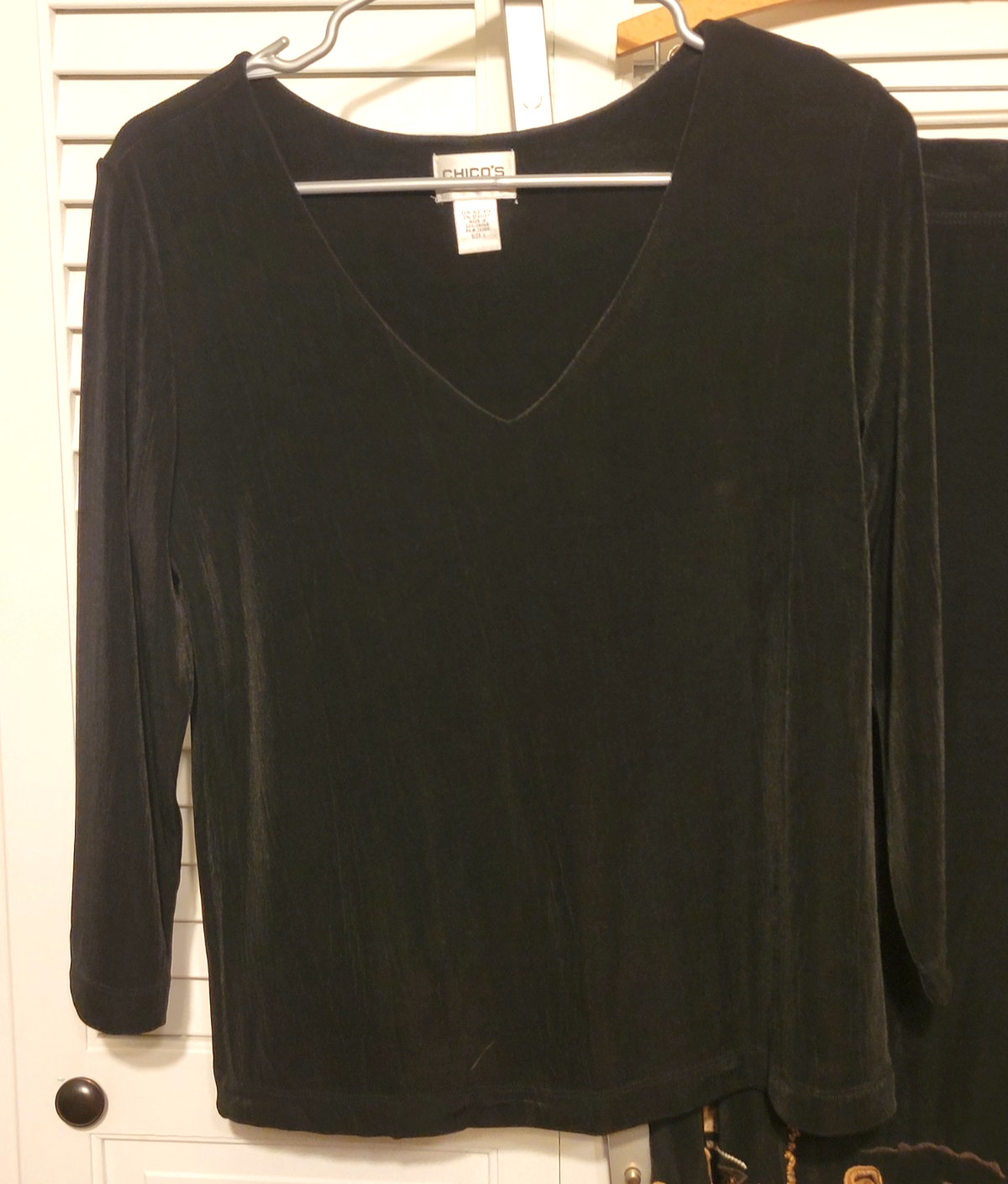 Chico’s Travelers Black Slinky Knit Two Piece Set Skirt(2-L/12) Top(1-M/8)