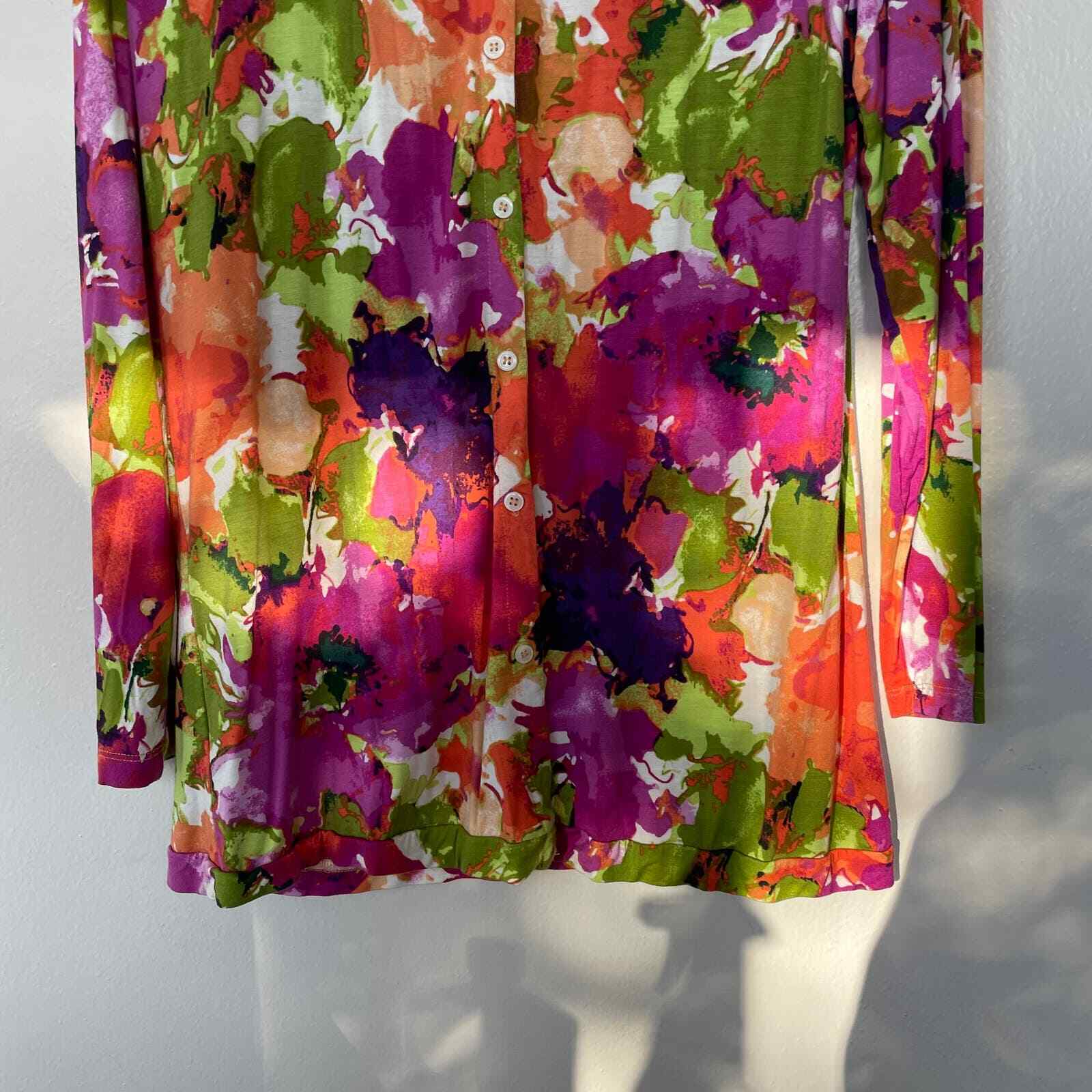 Spiegel Size XL Stretch knit Buttondown top