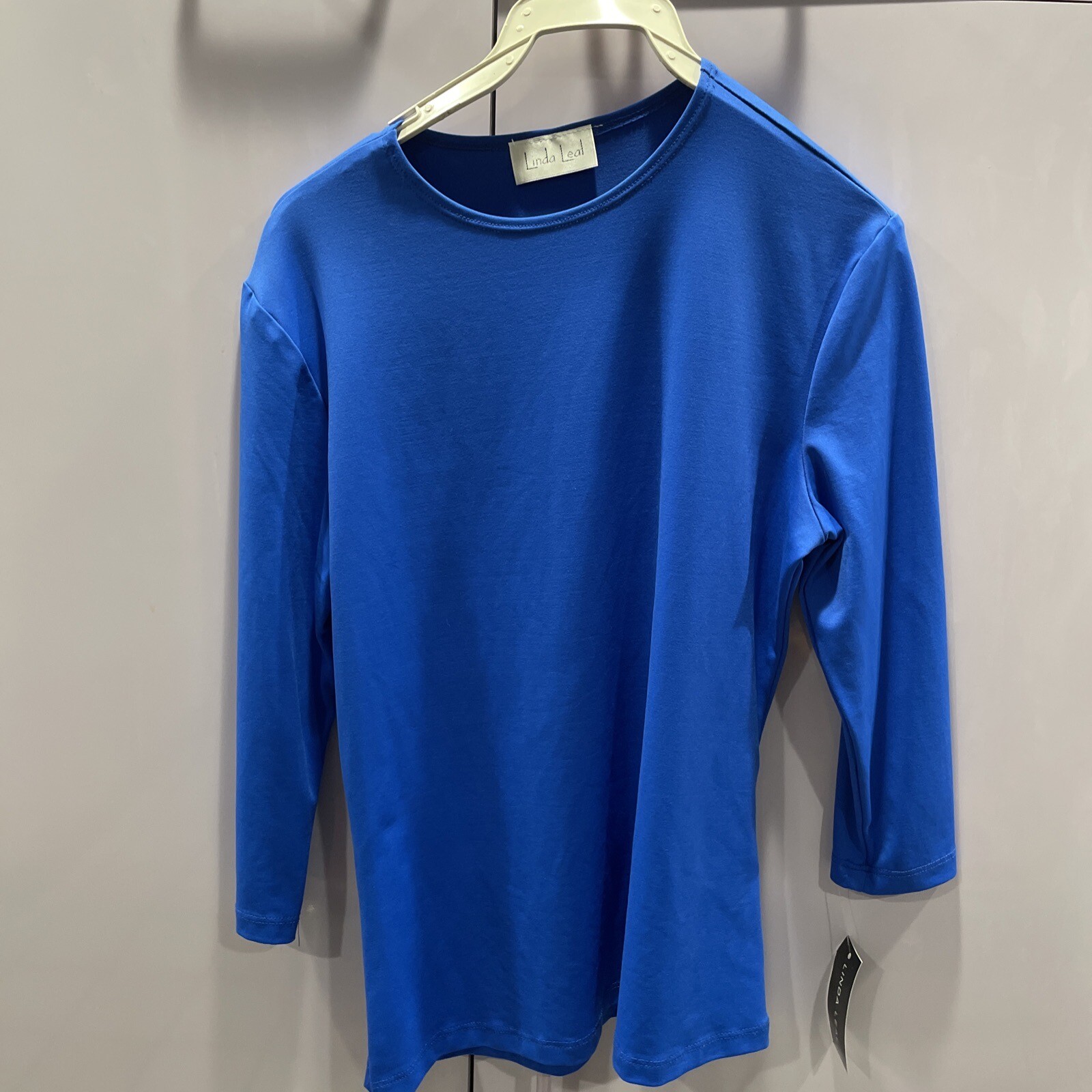 NWT Linda Leal 3/4 Sleeve top Royal Blue Xxl And Xs