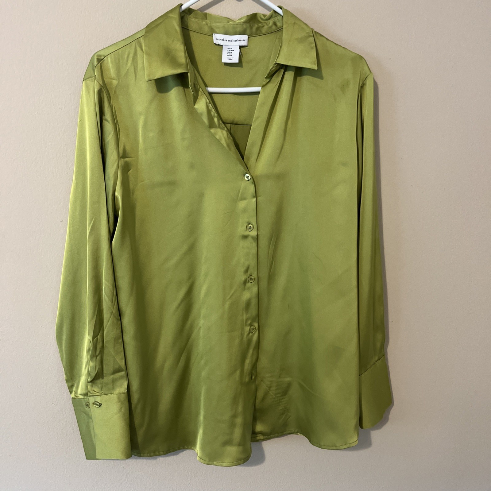 Cupcakes and Cashmere purple satin blouse size large button up workwear classy