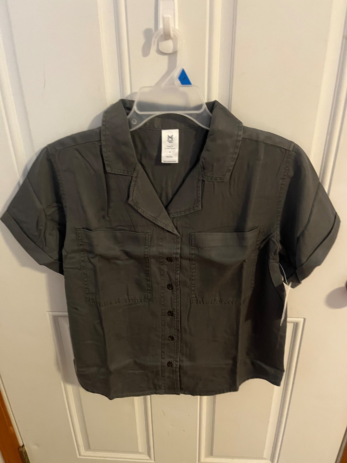 BRAND NEW WOMEN’S SIZE SMALL MEMBER’S MARK BUTTON FRONT TENCEL CAMP SHIRT