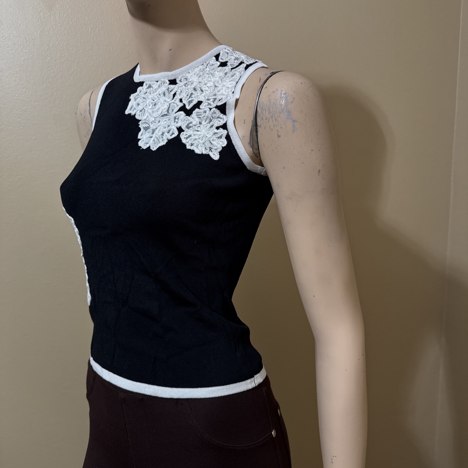 Women’s Black Rayon Casual Summer Open Stretch Slim Lace Hook Size M Blouse Top