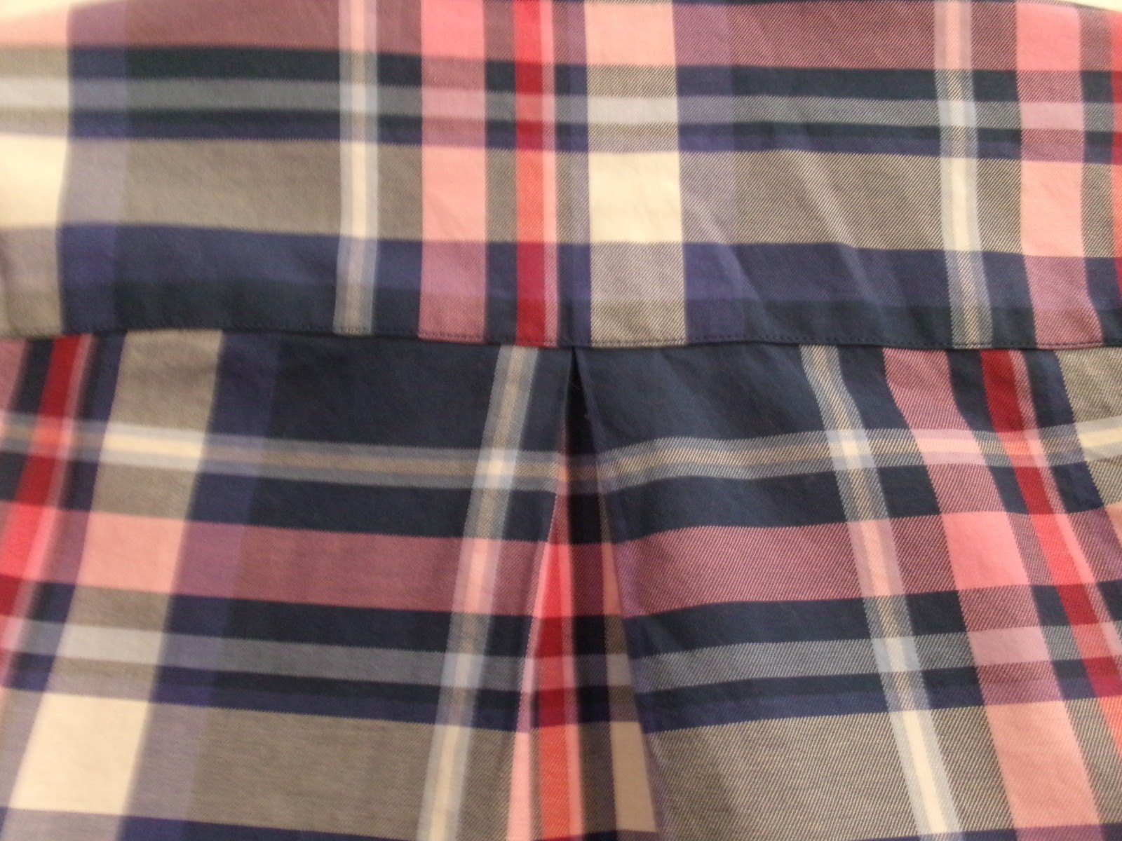 SOUTHERN TIDE 🌸 SIZE SMALL==DARK PINK, BLUE & WHITE PLAID / TUNIC / BLOUSE