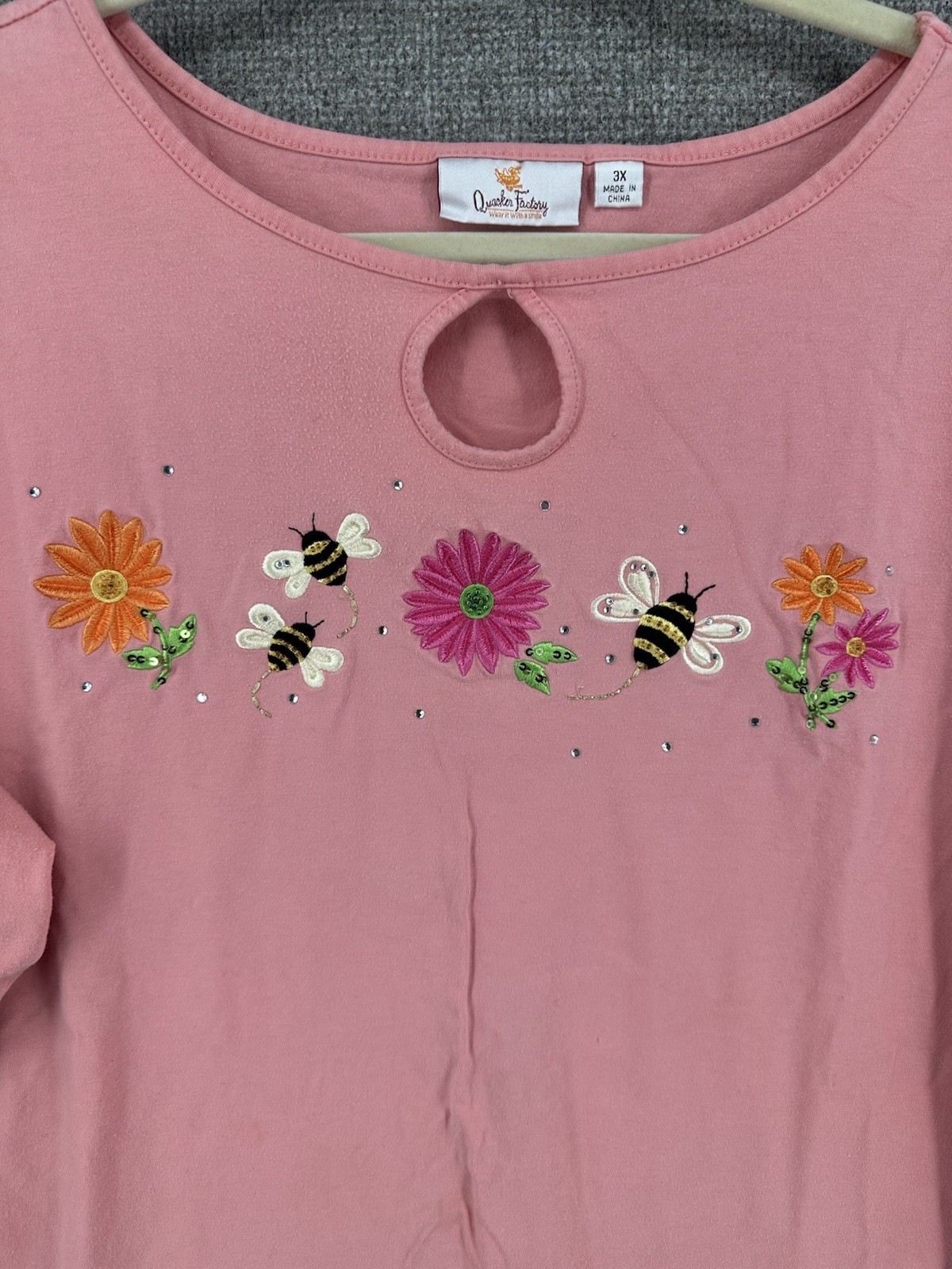 Quacker Factory Pink Embroidered Bee & Flower Rhinestone Round Neck Top 3X