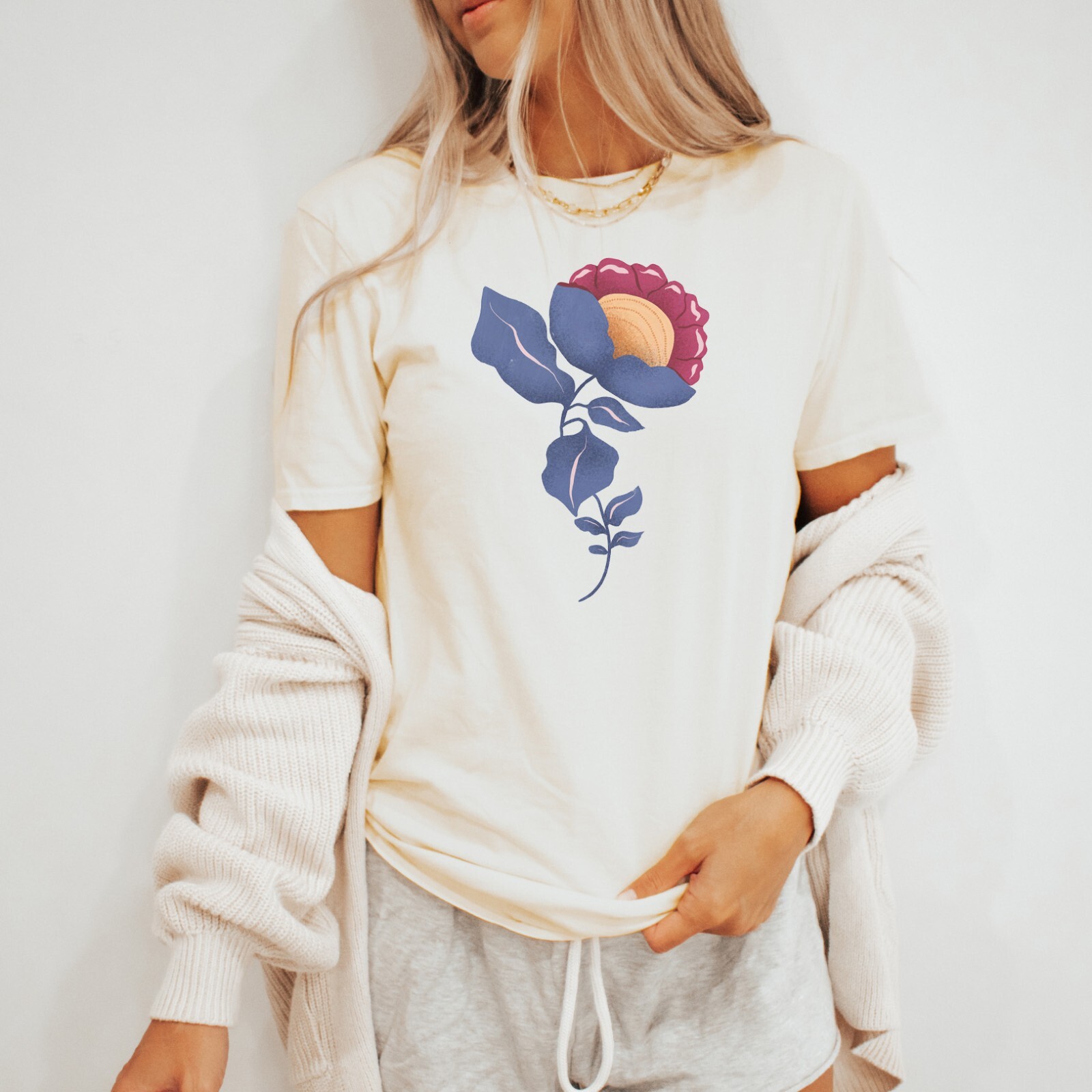 Minimalist Flower Graphic T Shirt Modern Botanical Art Cream Tee Shirt