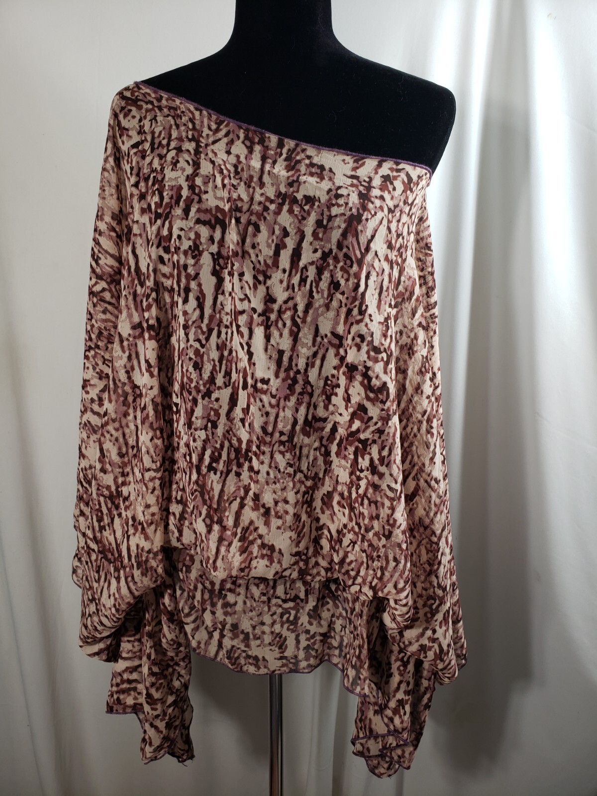 Plus size poncho style top, brown/beige, elastic at hip, 4X-5X