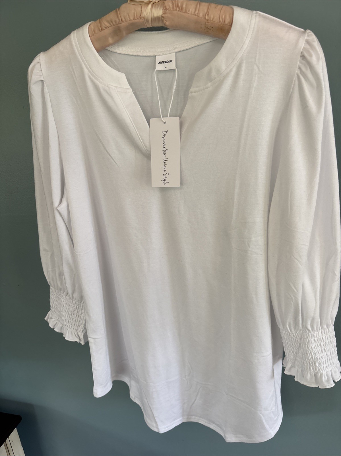 XIEERDUO White V-Neck 3/4 Sleeve Blouse L NWT