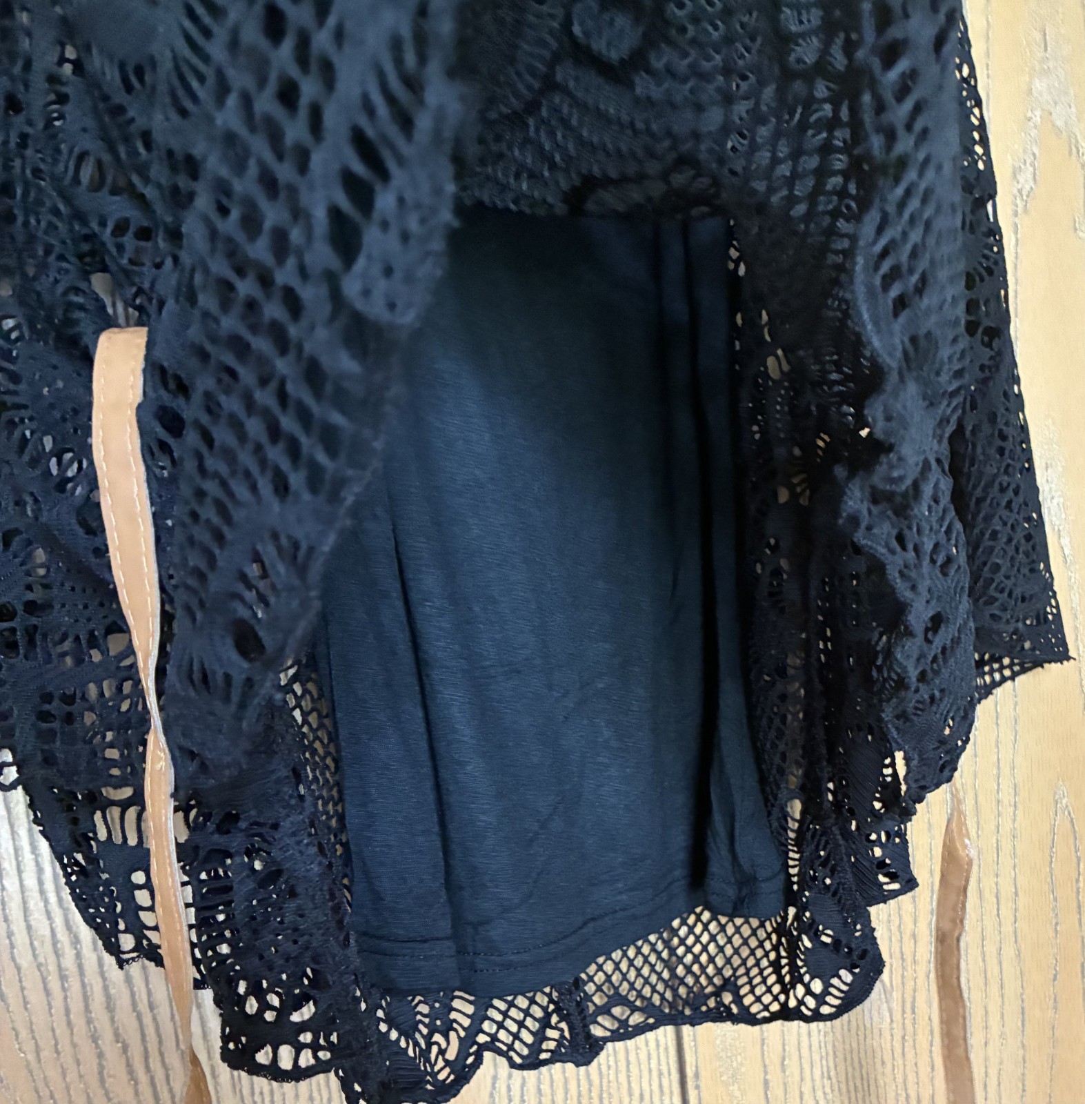 NWT Papillon Black Crochet Lace Belted Poncho Top Camisole Set Medium