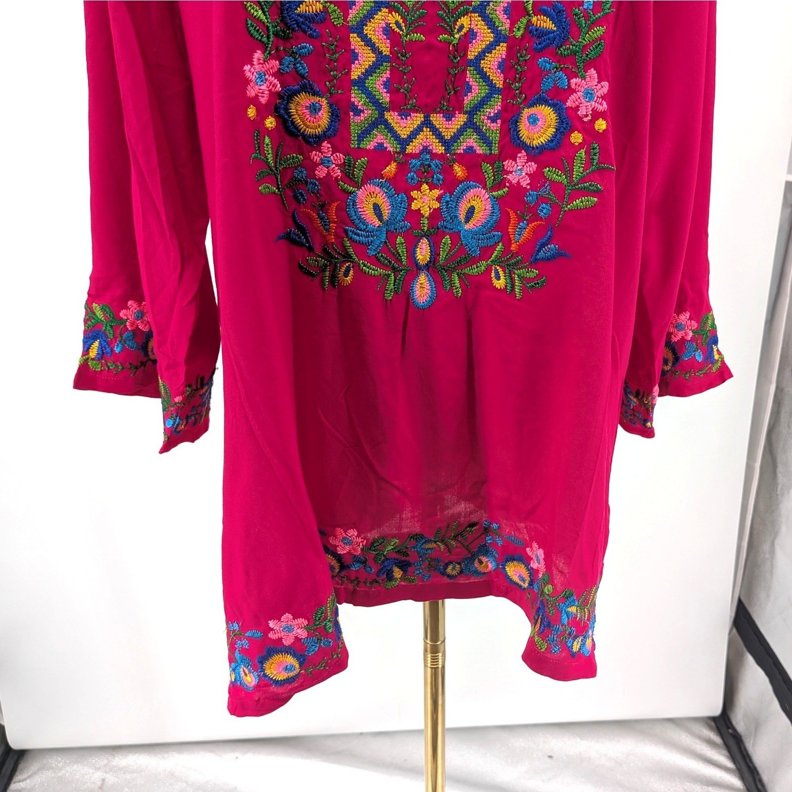 Embroidered Tunic Top Pink Floral Boho Folk Art Rayon India Size L