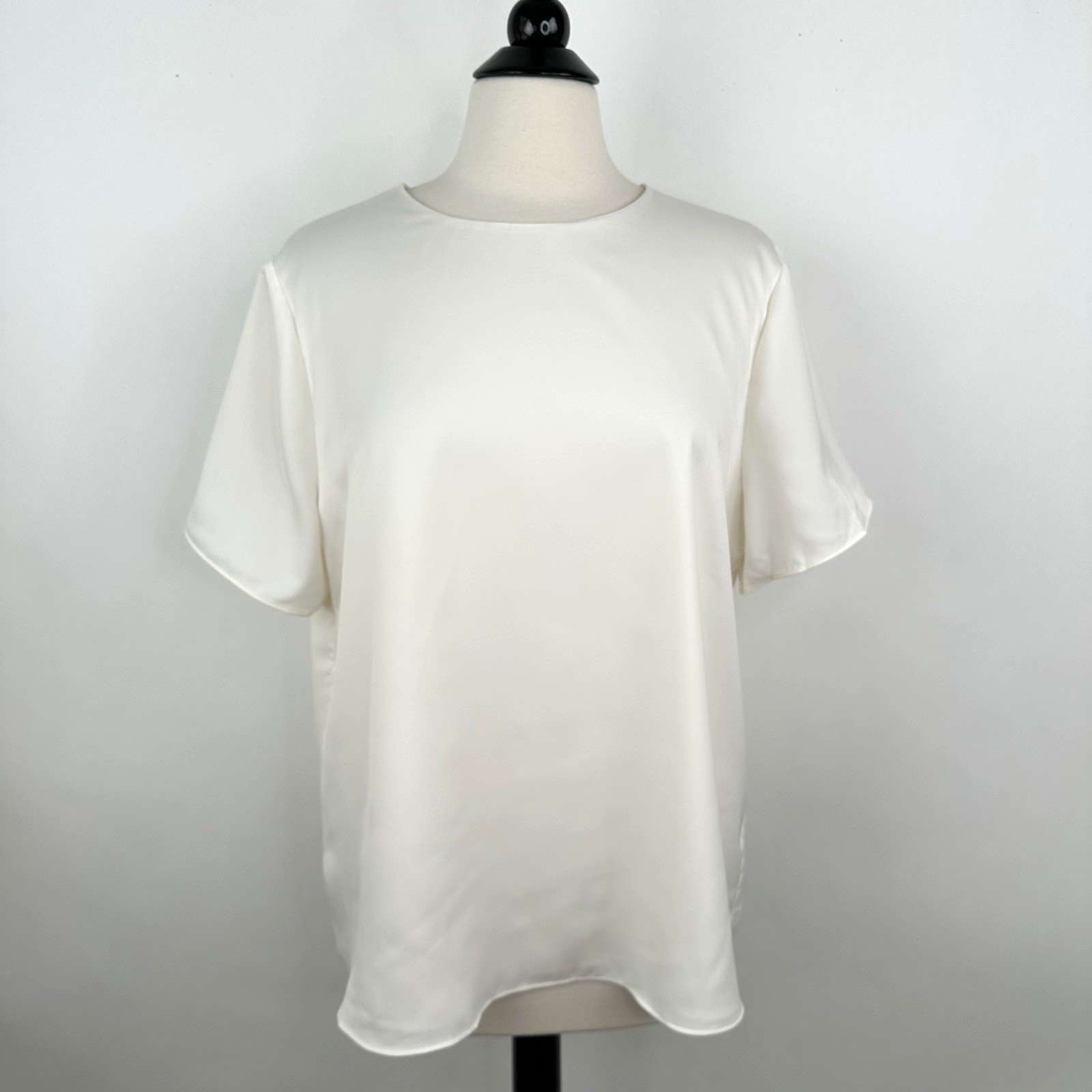 Banana Republic Factory Classic Crew Neck Blouse XL Snow Day White Lined NWT