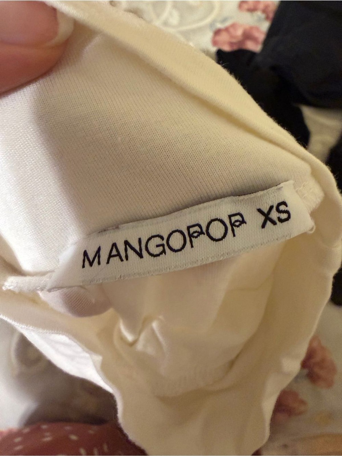 Mangopop White Turtleneck Bodysuit XS 🤍
