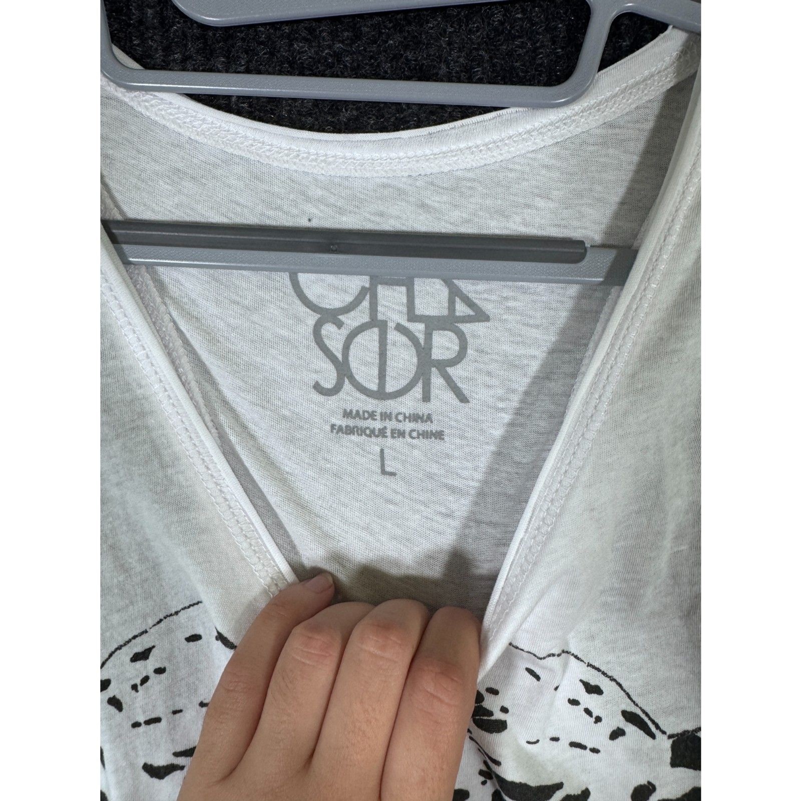 NWT Chaser Blue Eye Leopard Graphic Tank Top Womens L