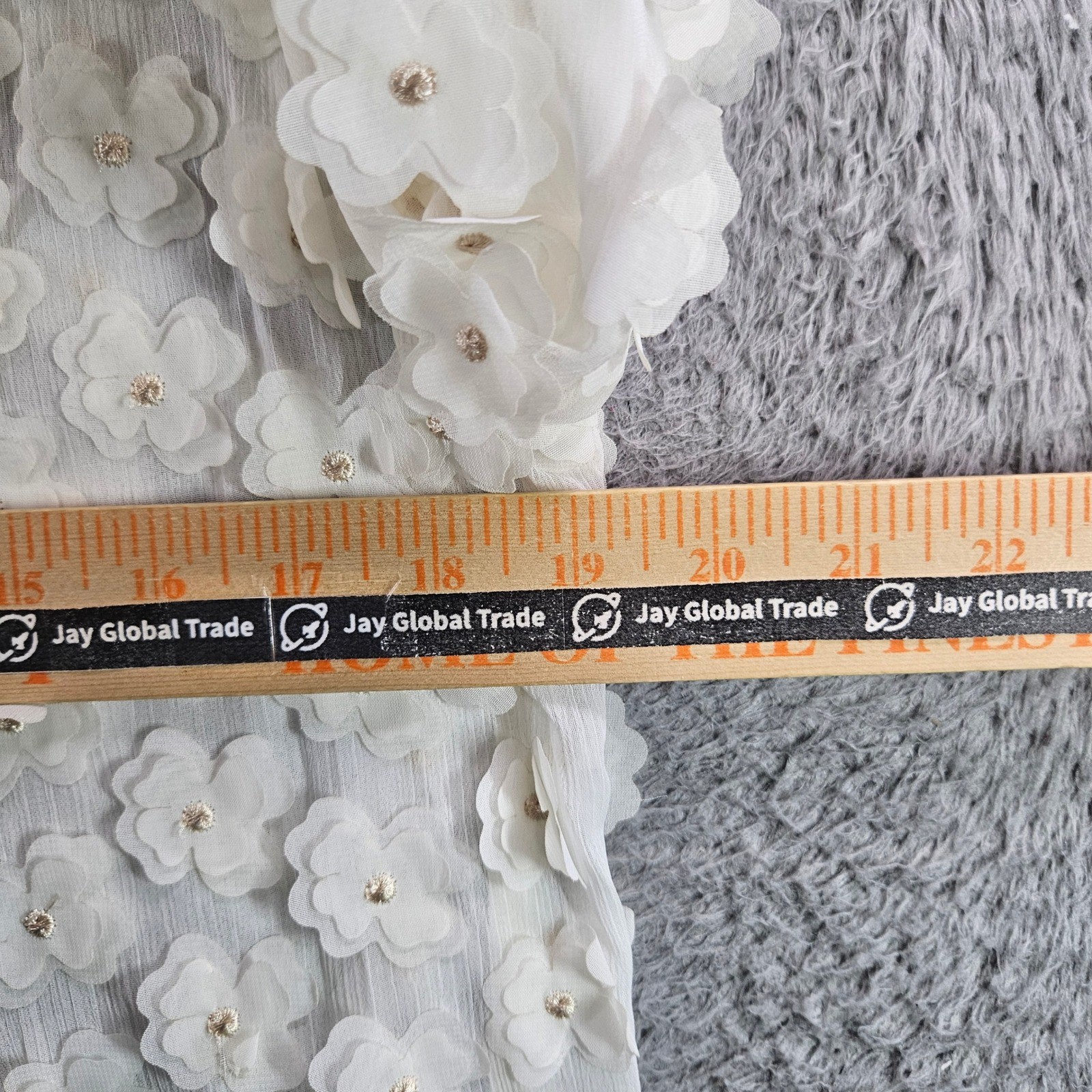 Adrianna Papell Womens White 3D Floral Applique Button Down Blouse Size S