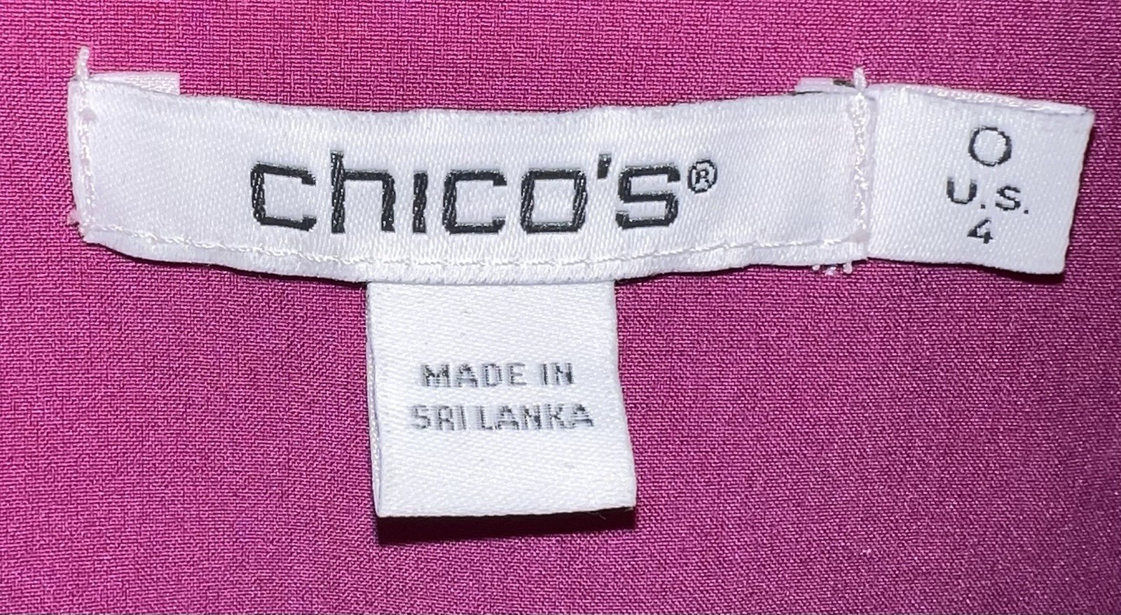 Chico’s magenta purple woven stretch button down cropped blouse Size 0