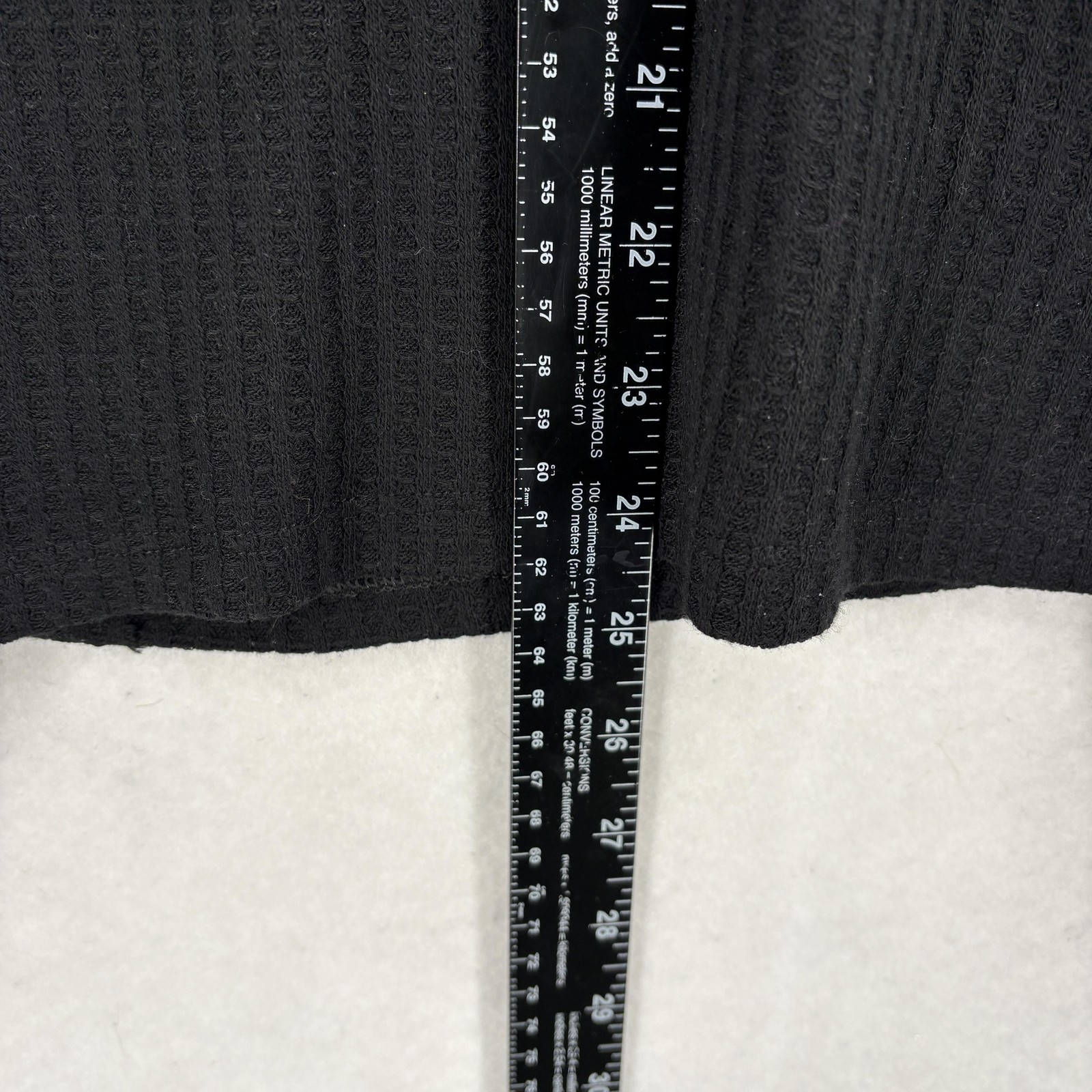 Calvin Klein Jeans Shirt Womens XL Black V-Neck Raglan Long Sleeve Thermal NWT