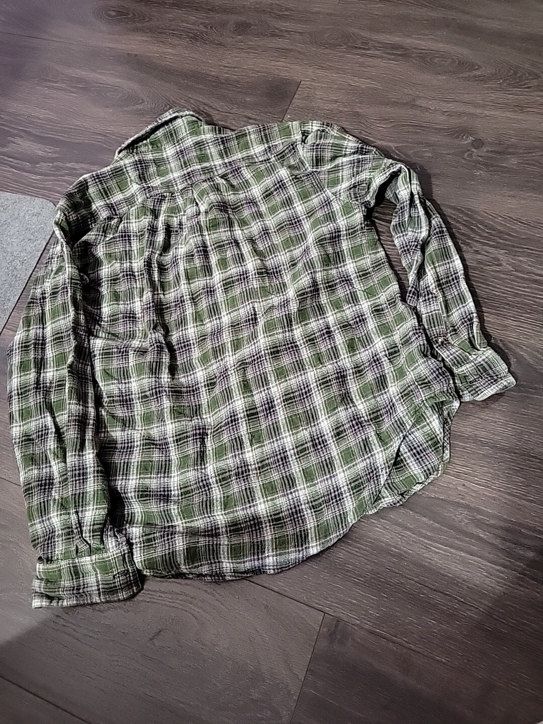 Great Northwest Med Button Down Green Brown White Plaid Cotton Flannel Shirt