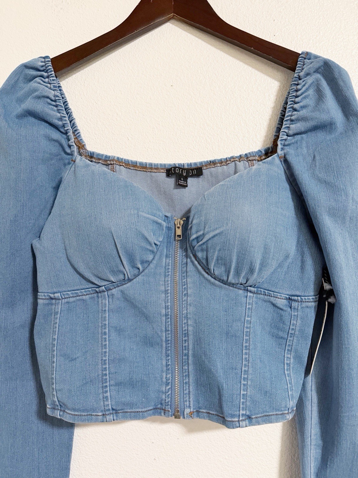 NEW Story On Denim Zip Up Crop Top Blue Size L