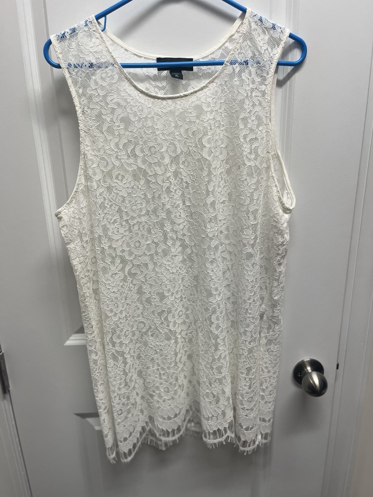 Karen Kane Women’s XL Lace Tank Top Off White Sheer Side Slits Eyelash Hem