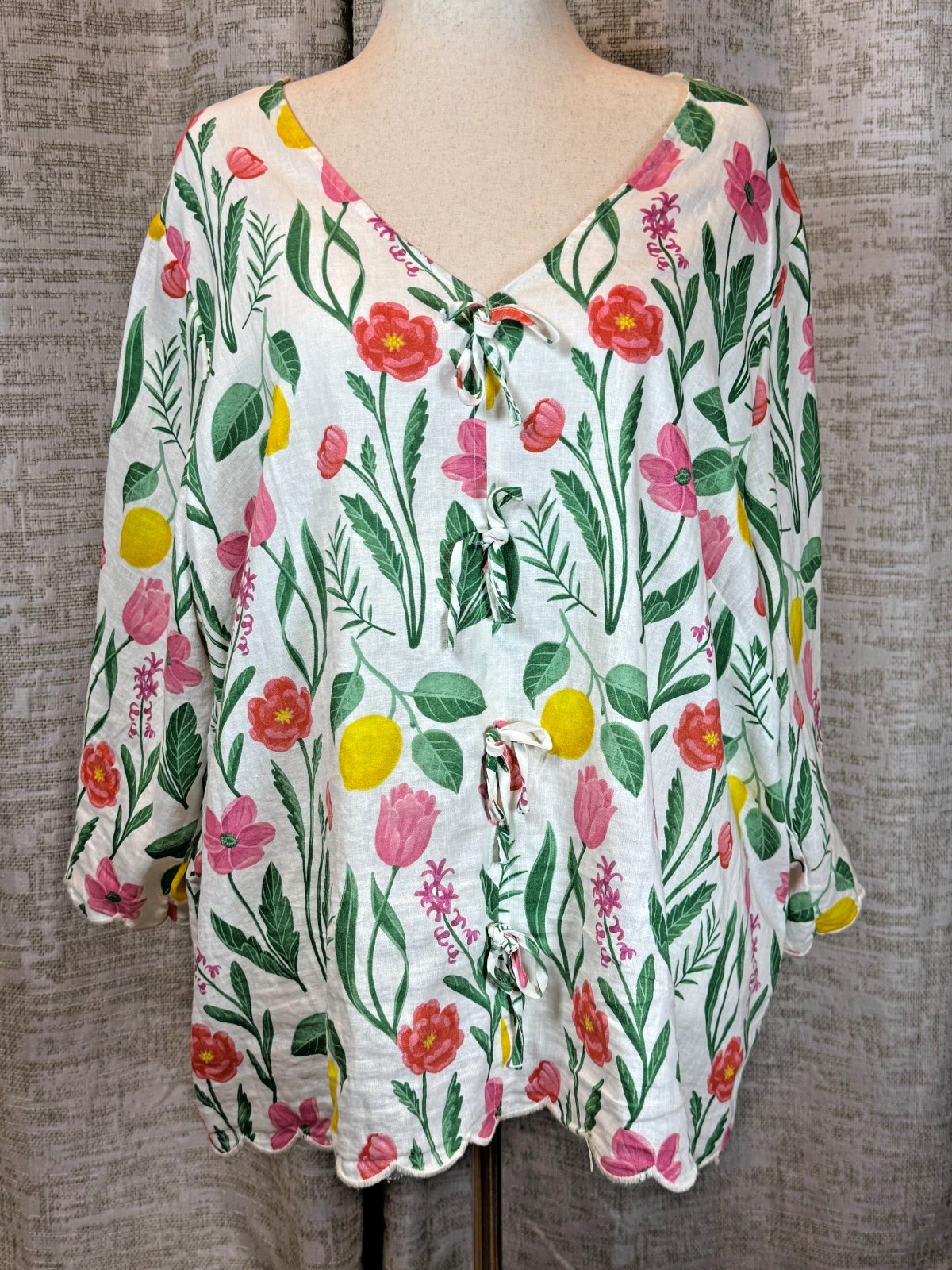 Rachel Zoe Linen Blend Lemon Floral Scallop Trim Tie Front Tunic Top Size 3X