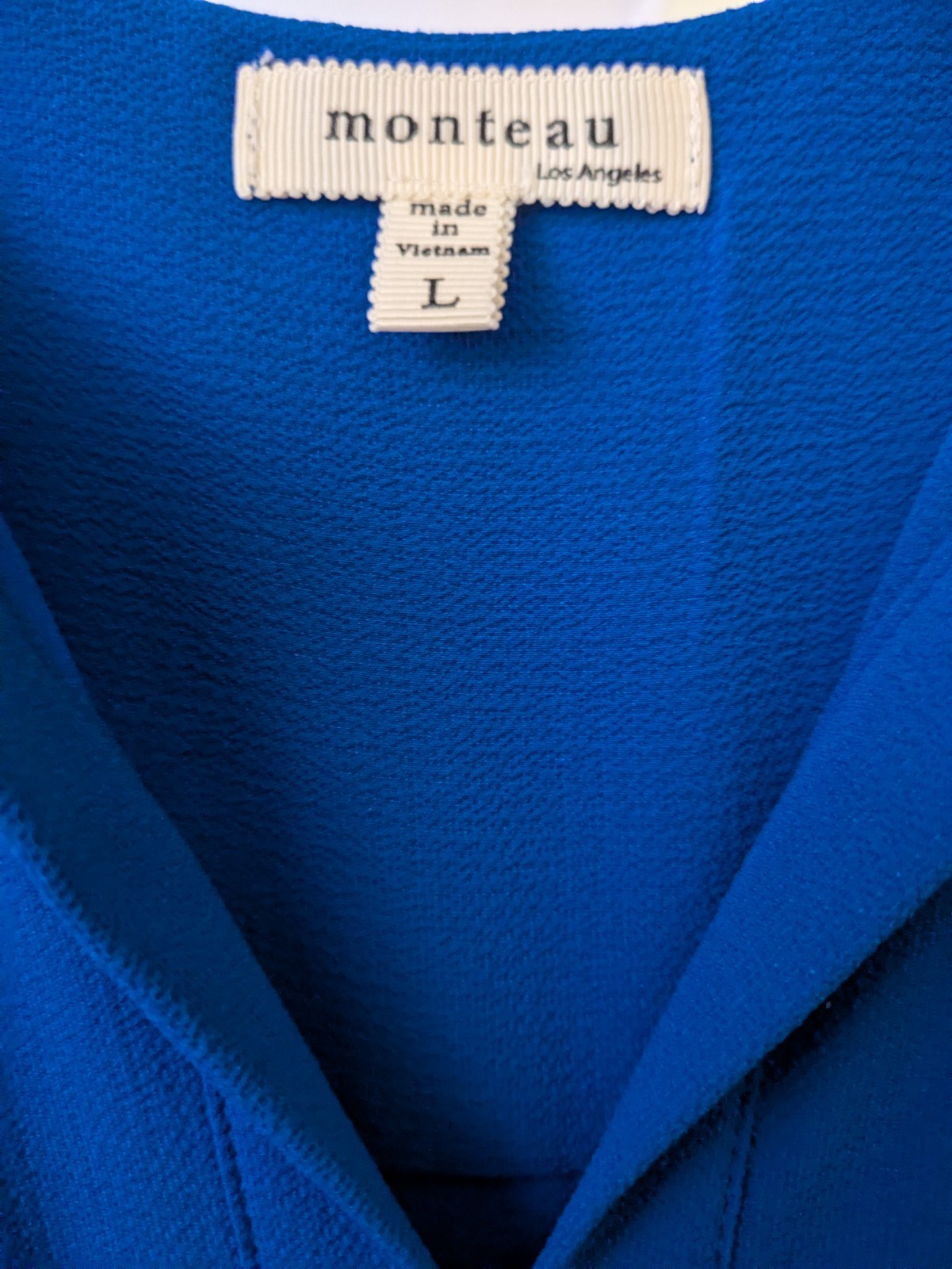 Monteau Blue Solid Sleeveless V-Neck Pullover Blouse w/ Pockets Size L