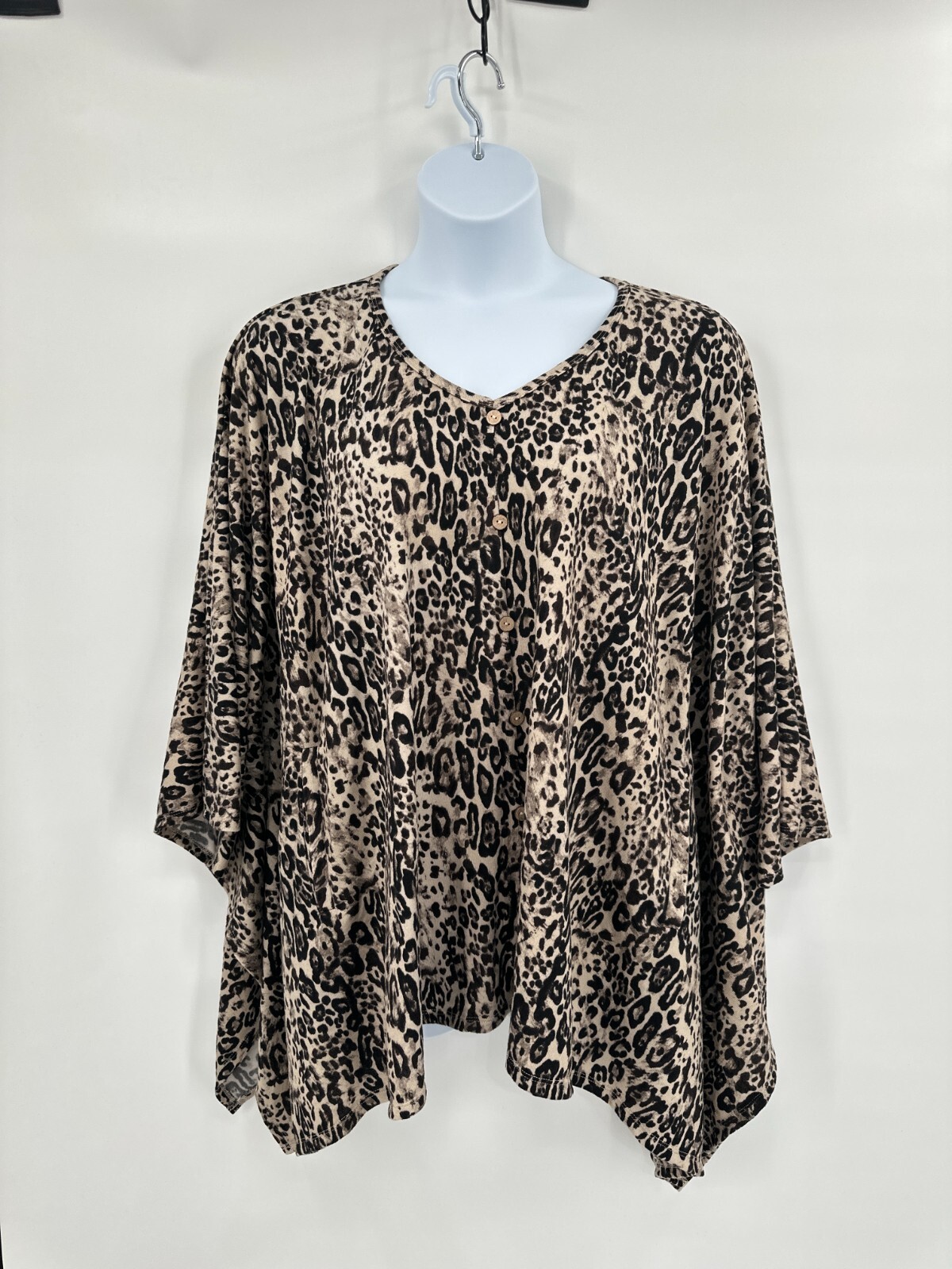 Gigio Plus Shirt Womens 1XL Leopard Print Oversize Flowy Pullover Boho