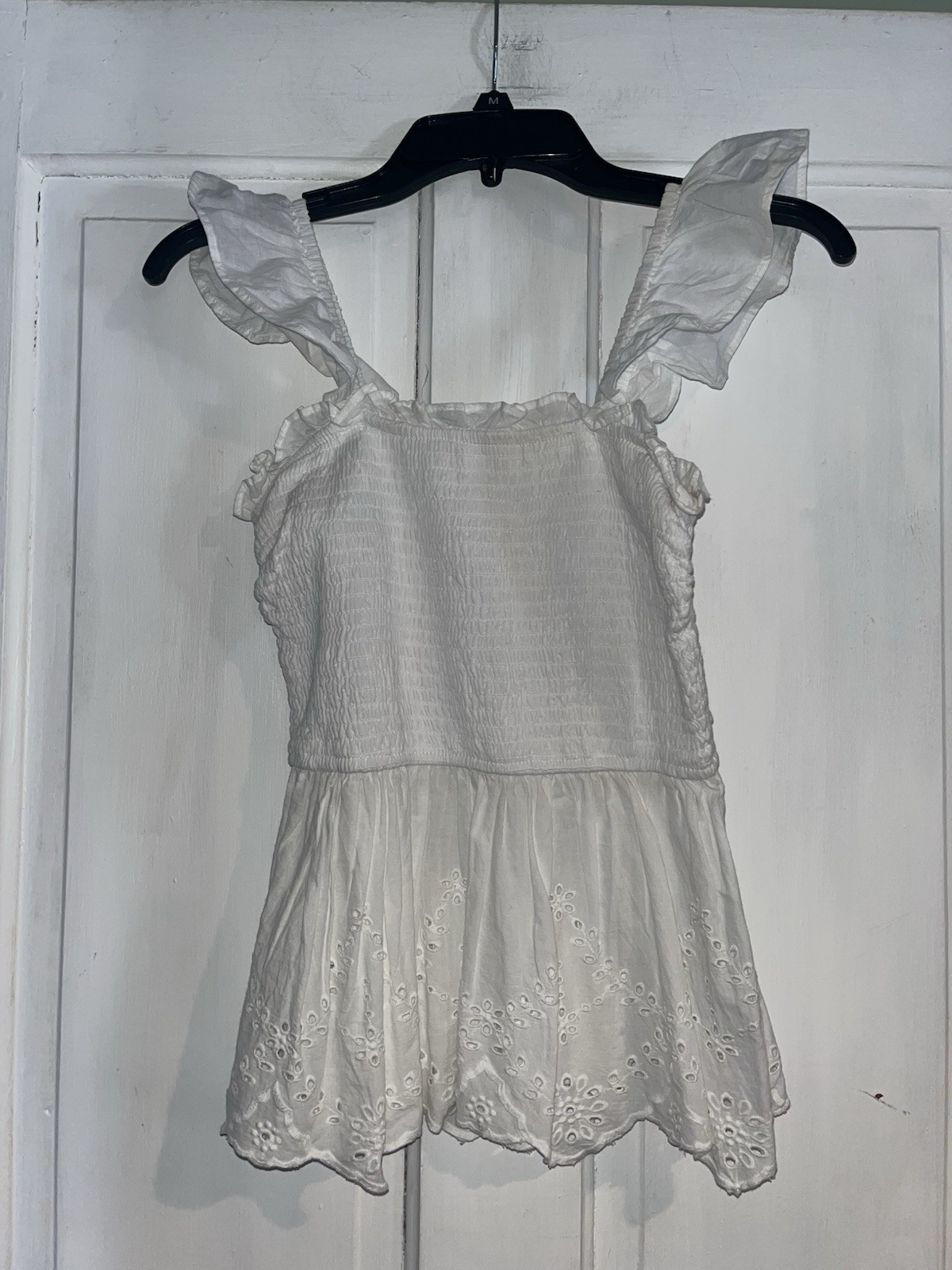 Japna Women’s White Ruffled Smocked Eyelet Blouse. Size Small.