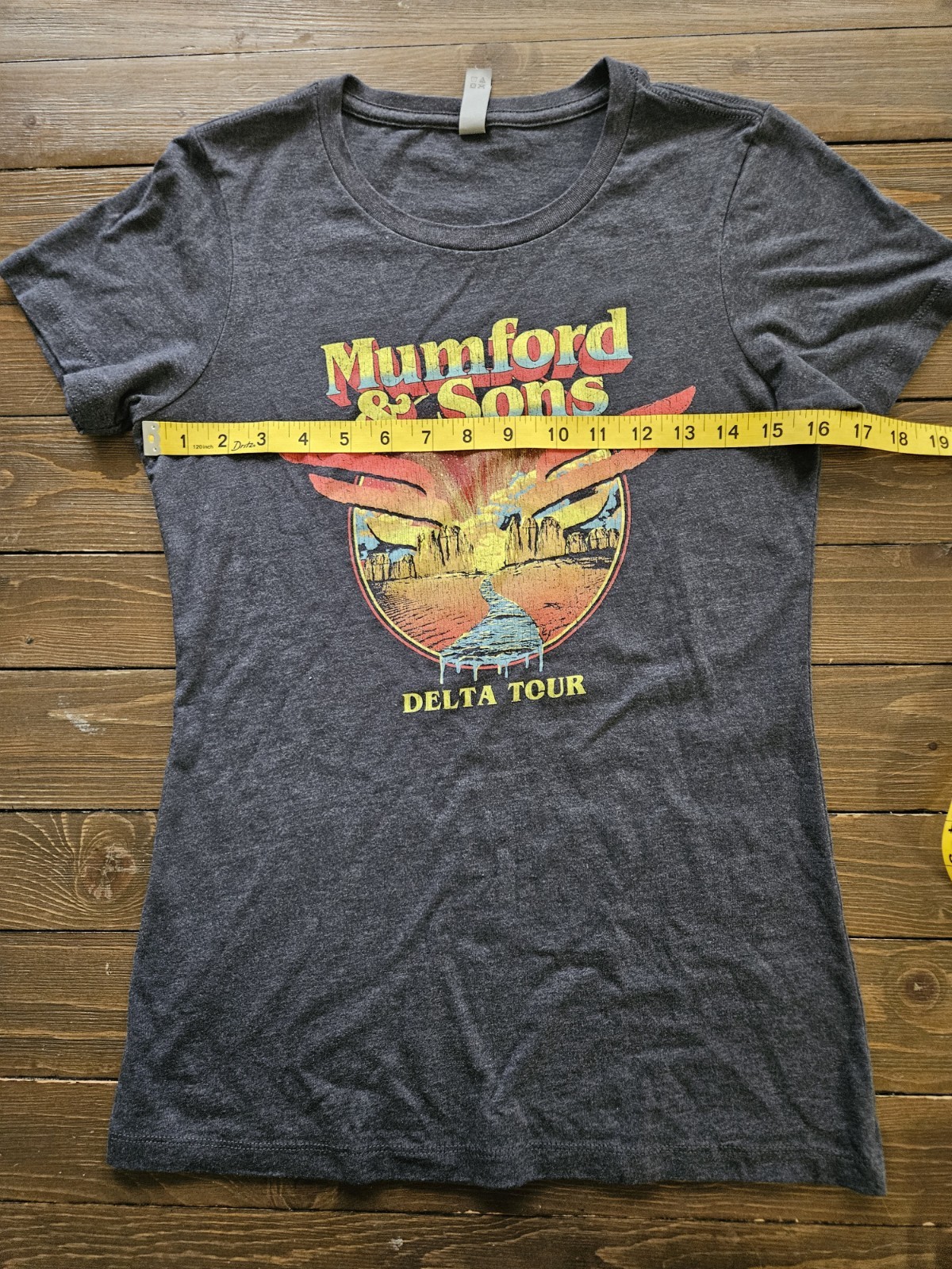 Mumford & Sons Delta Tour T Shirt Women’s M Concert Band Graphic Next Level