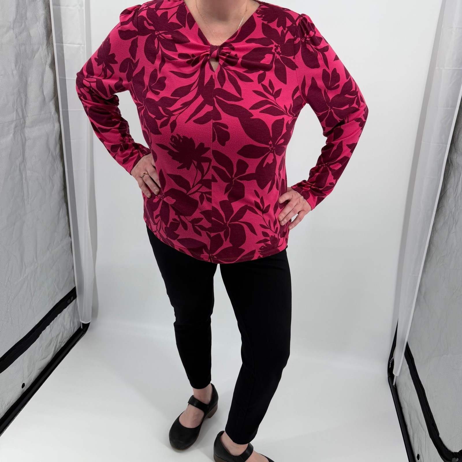 Liz Claiborne Pink Floral Twist Keyhole Neck Long Sleeve Stretch Knit Blouse XL