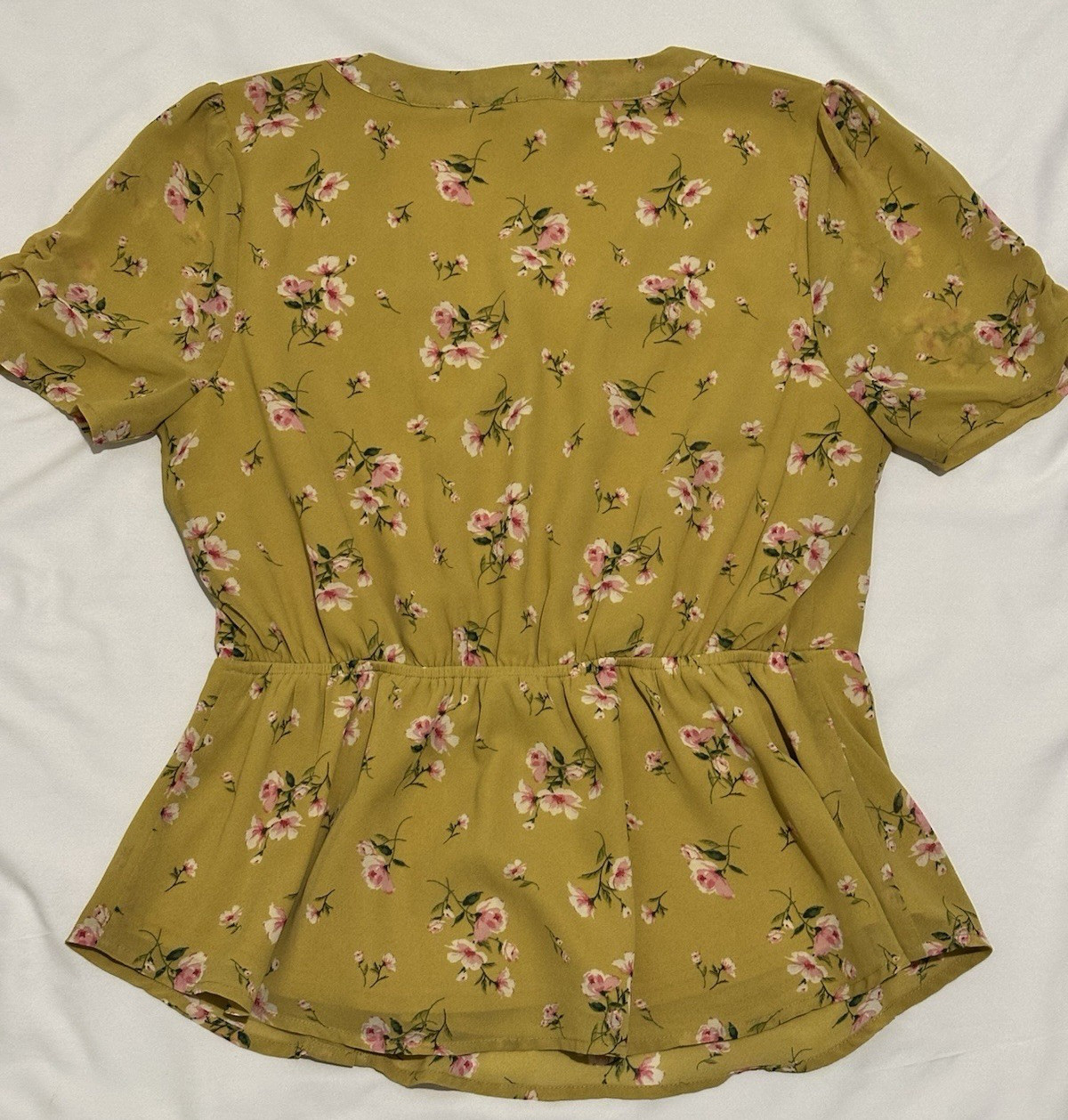 Sweet Wanderer Women’s M Blouse Yellow Floral Peplum Ruched Sleeve Sweet Cottage