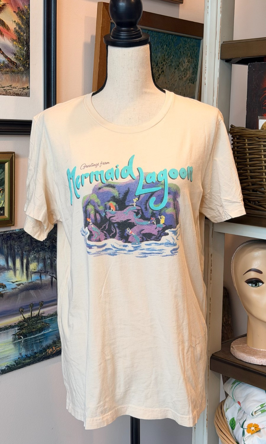 Ladies Disney Shirt sz Large, The Lost Boys Peter Pan Tee Shirt