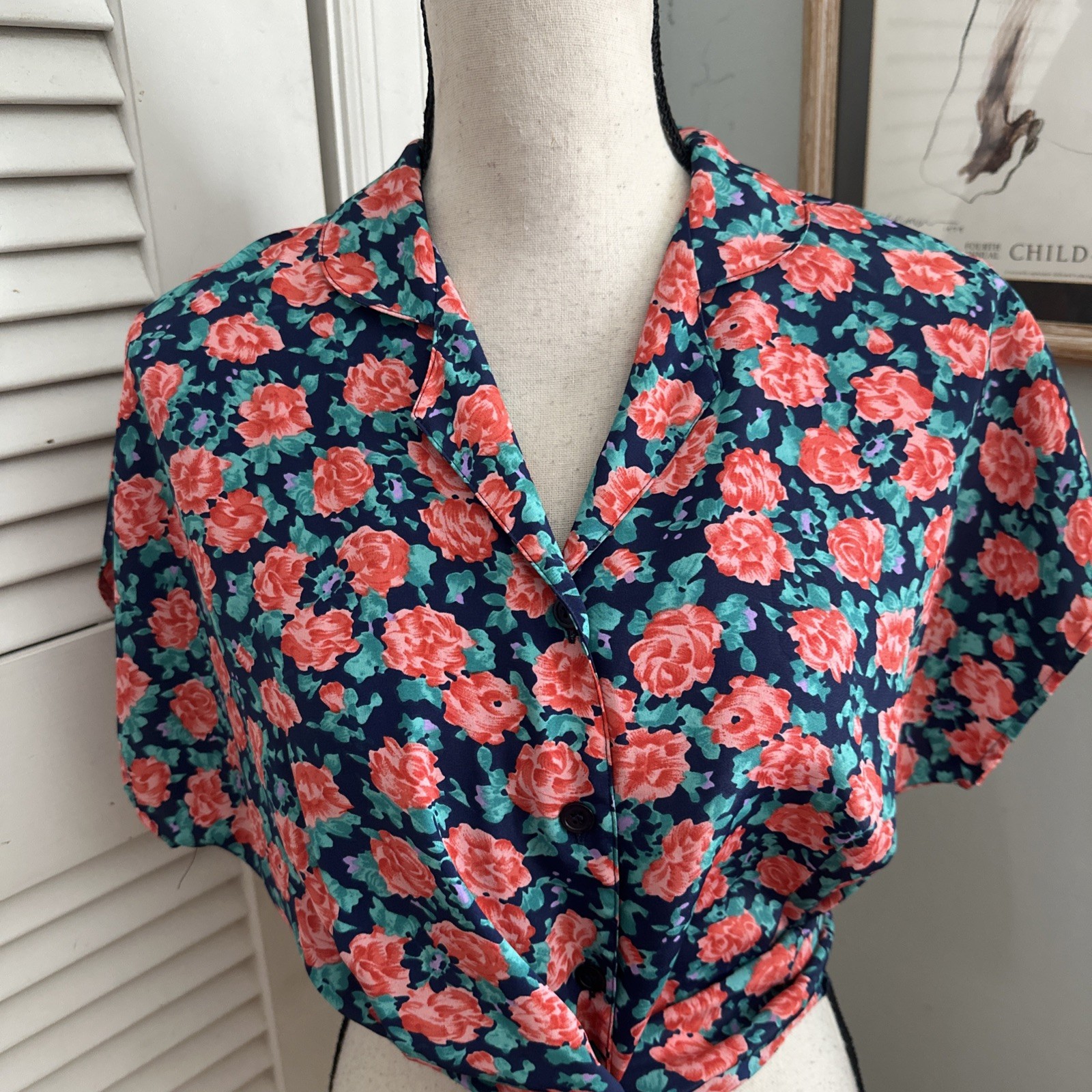Vintage Tess Top Womens 8 Blue Pink Floral Retro 80s Dainty Feminine Secretary