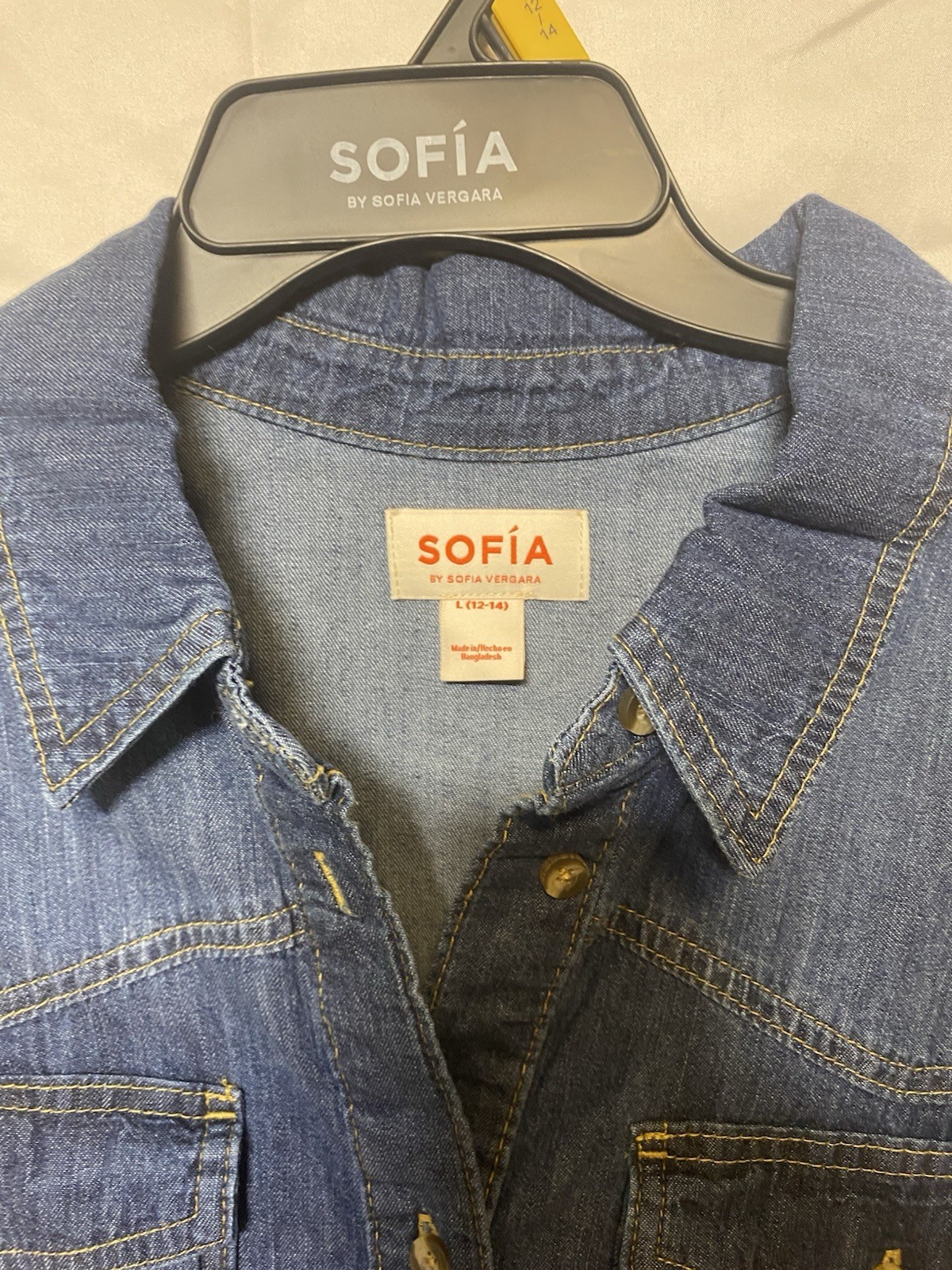 SOFIA by Sofia Vergara Blue Denim Button-Up Shirt Collared Pockets L Cotton
