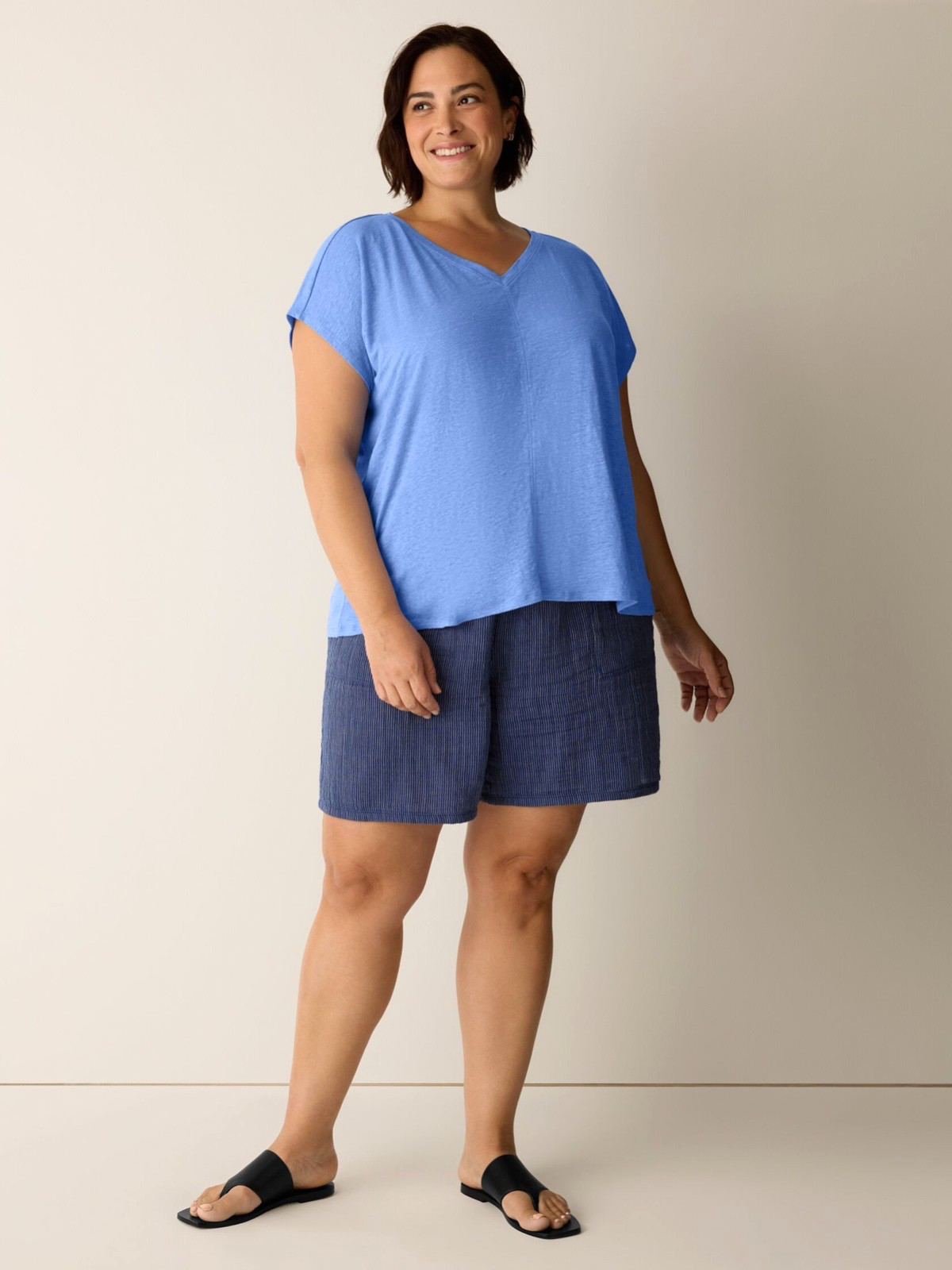 Eileen Fisher Women`s $118 Organic Linen Jersey V-Neck Tee in Cornflower size 2X