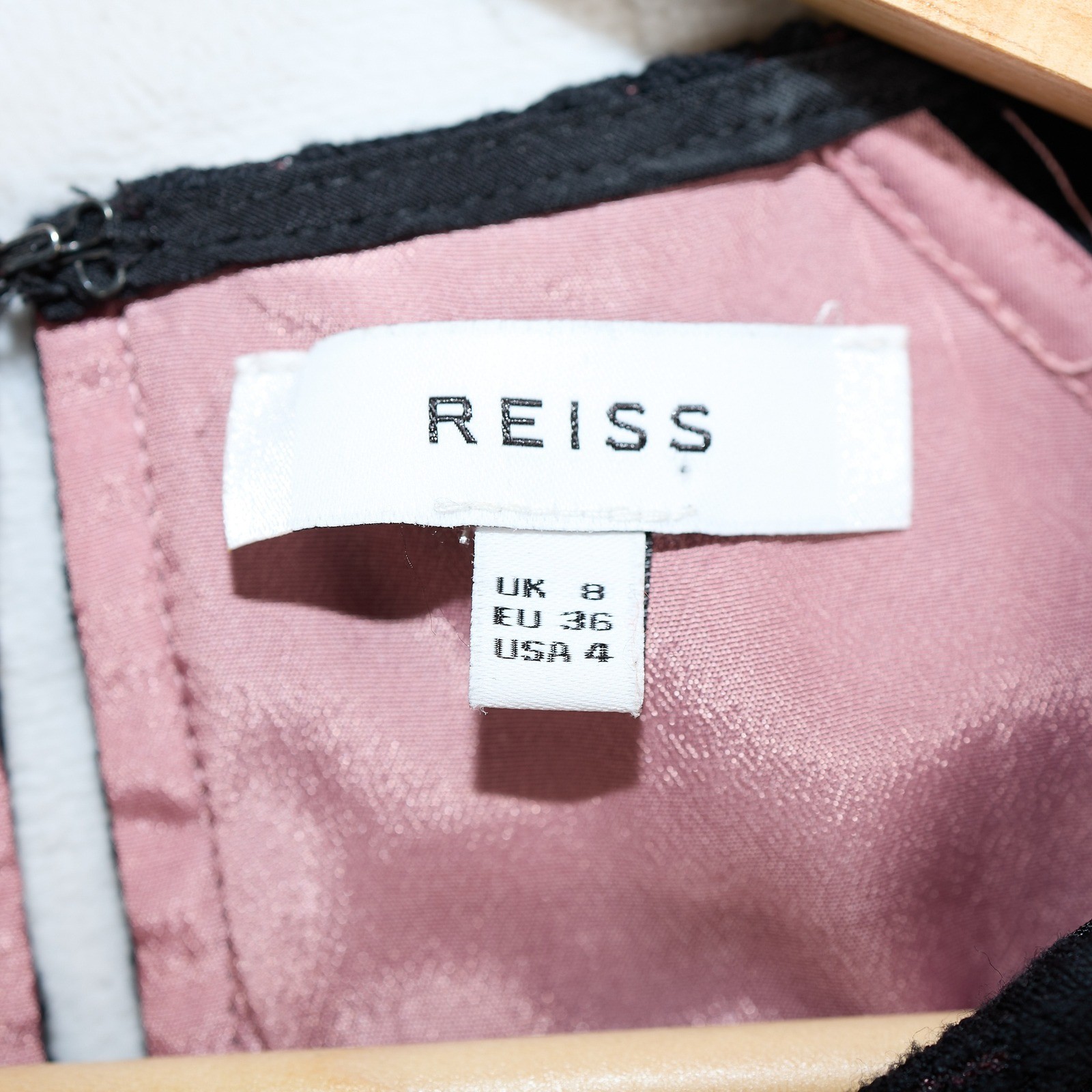 Reiss Black Lace Cap Sleeve Top Mauve With Lining Scalloped Hem Size 4 RN114836