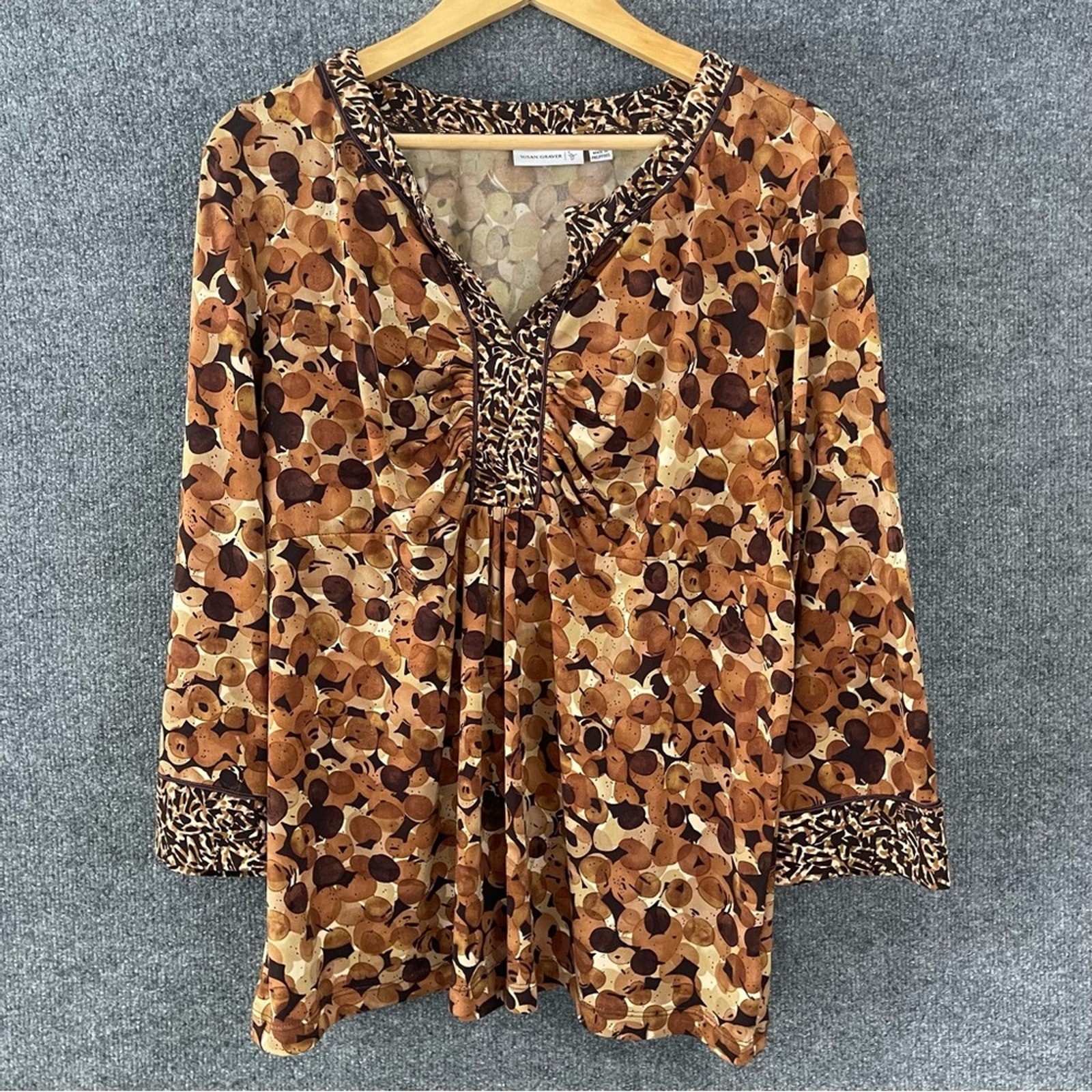 Susan Graver Womens Blouse Size XL Tan Brown V Neck Contrasting Trim Office